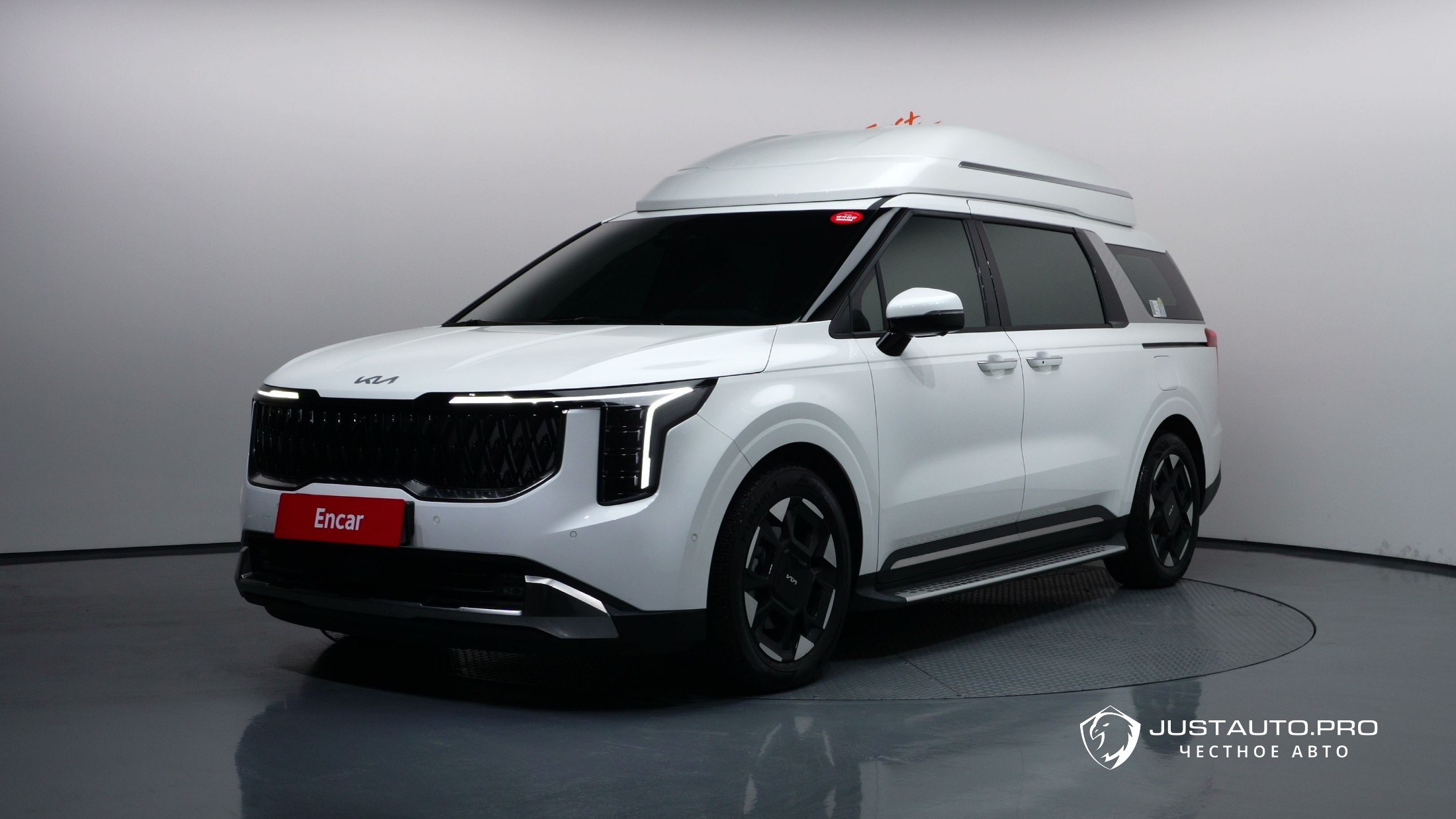 Автомобиль Kia Canival