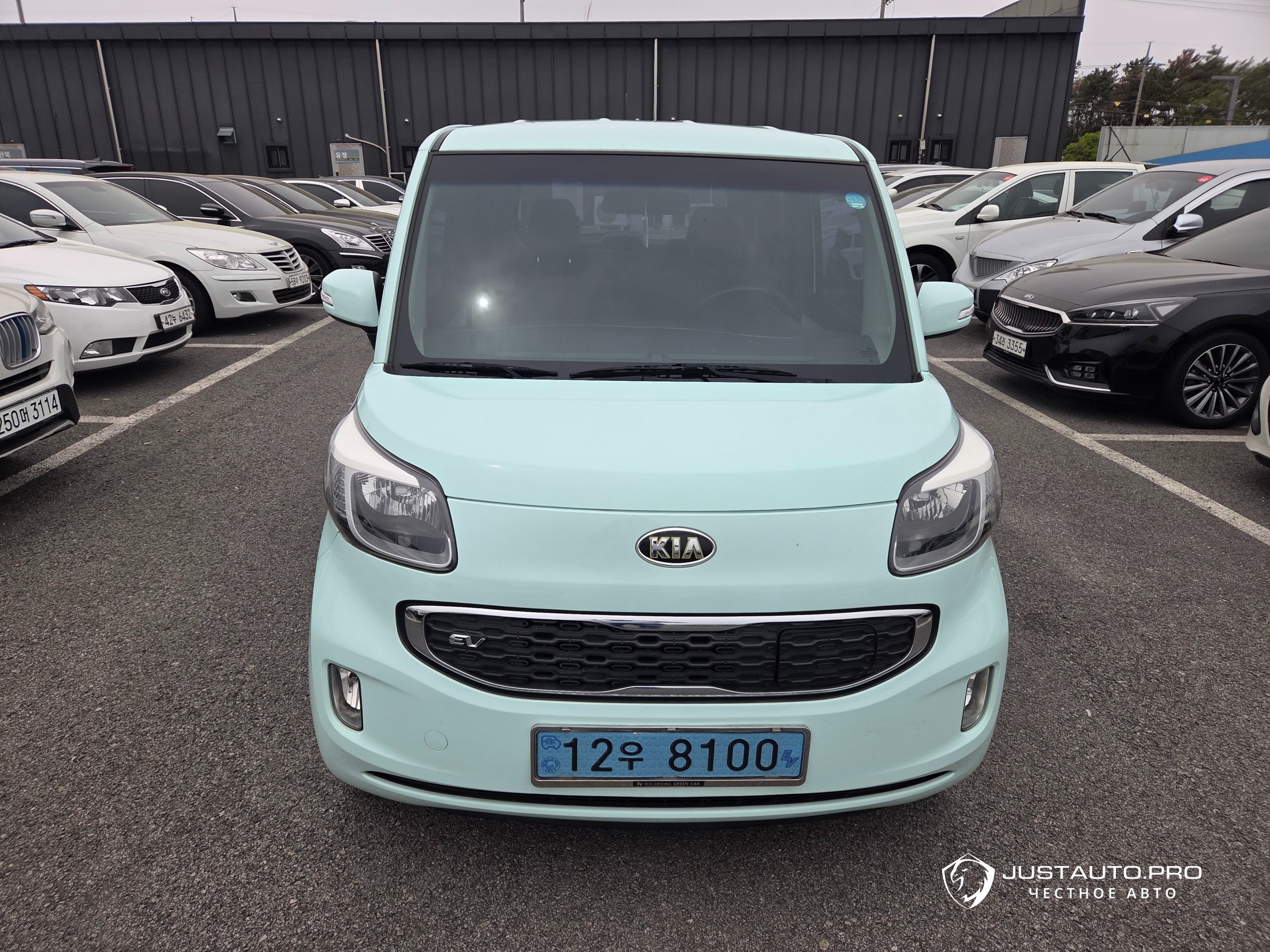 Автомобиль Kia RAY
