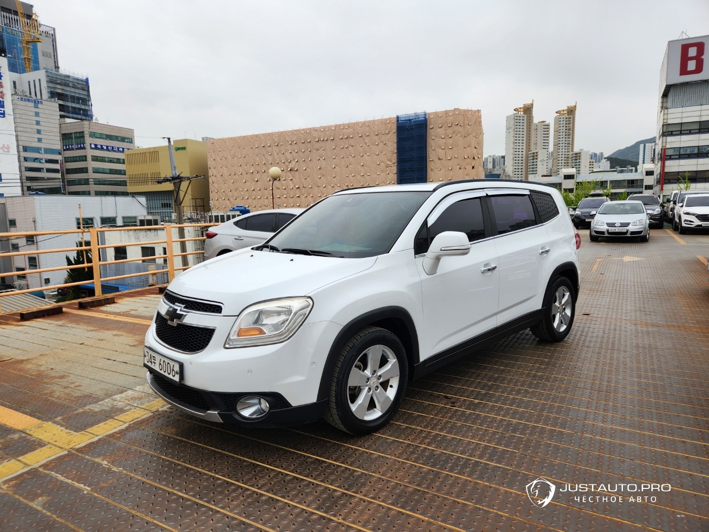 Автомобиль ChevroletGMDaewoo Orlando
