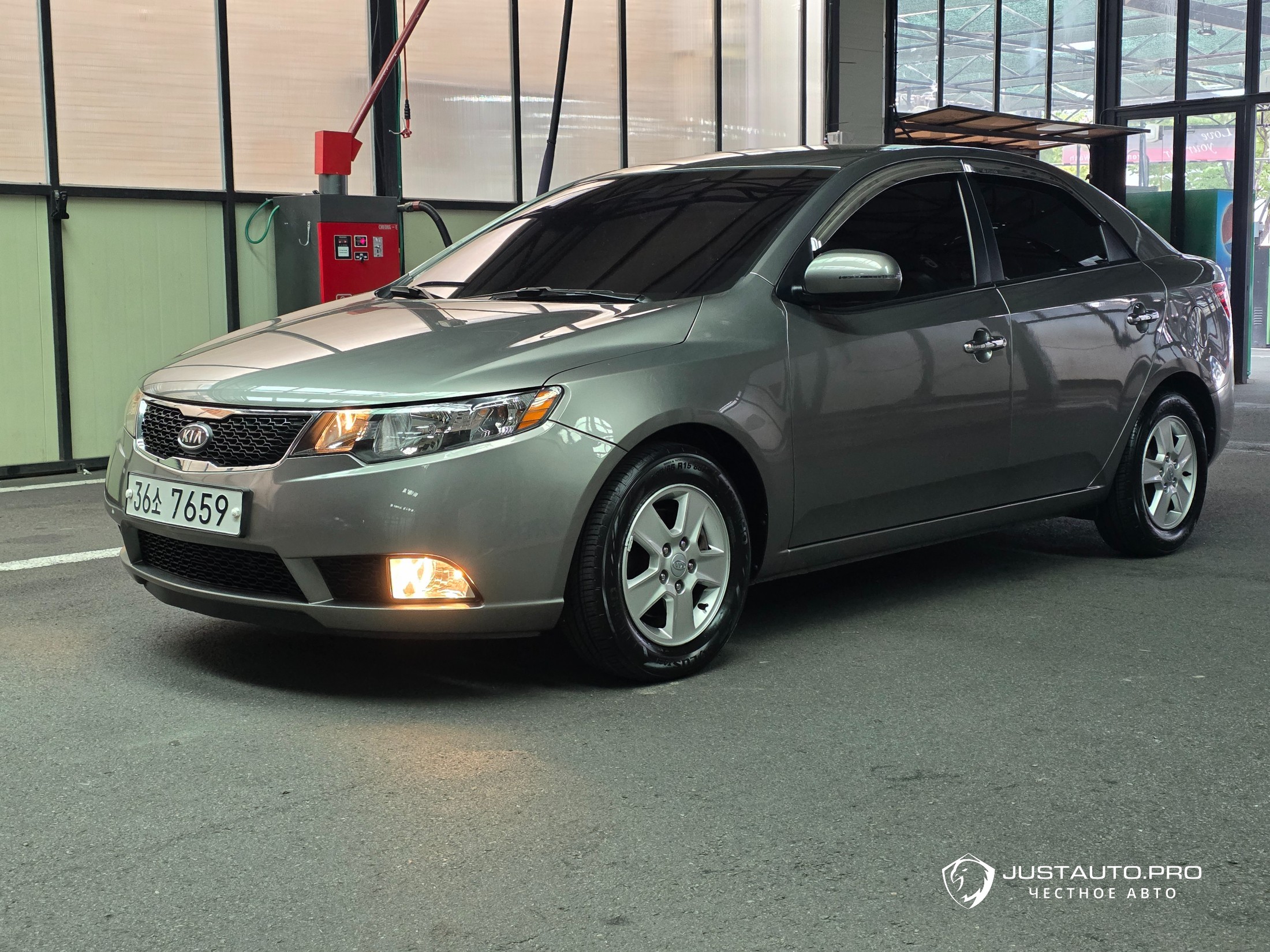 Автомобиль Kia Porte