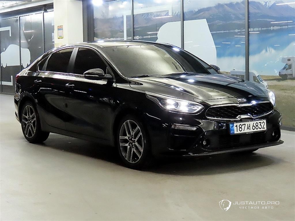 Автомобиль Kia K3