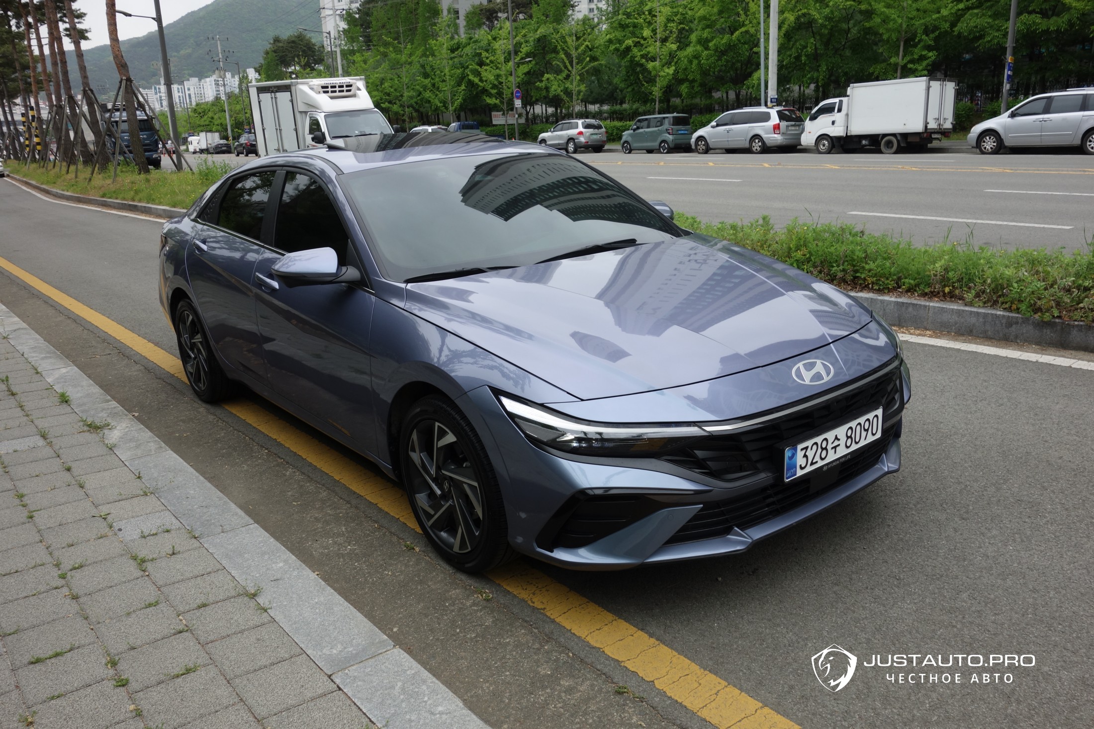 Автомобиль Hyundai AVANTE