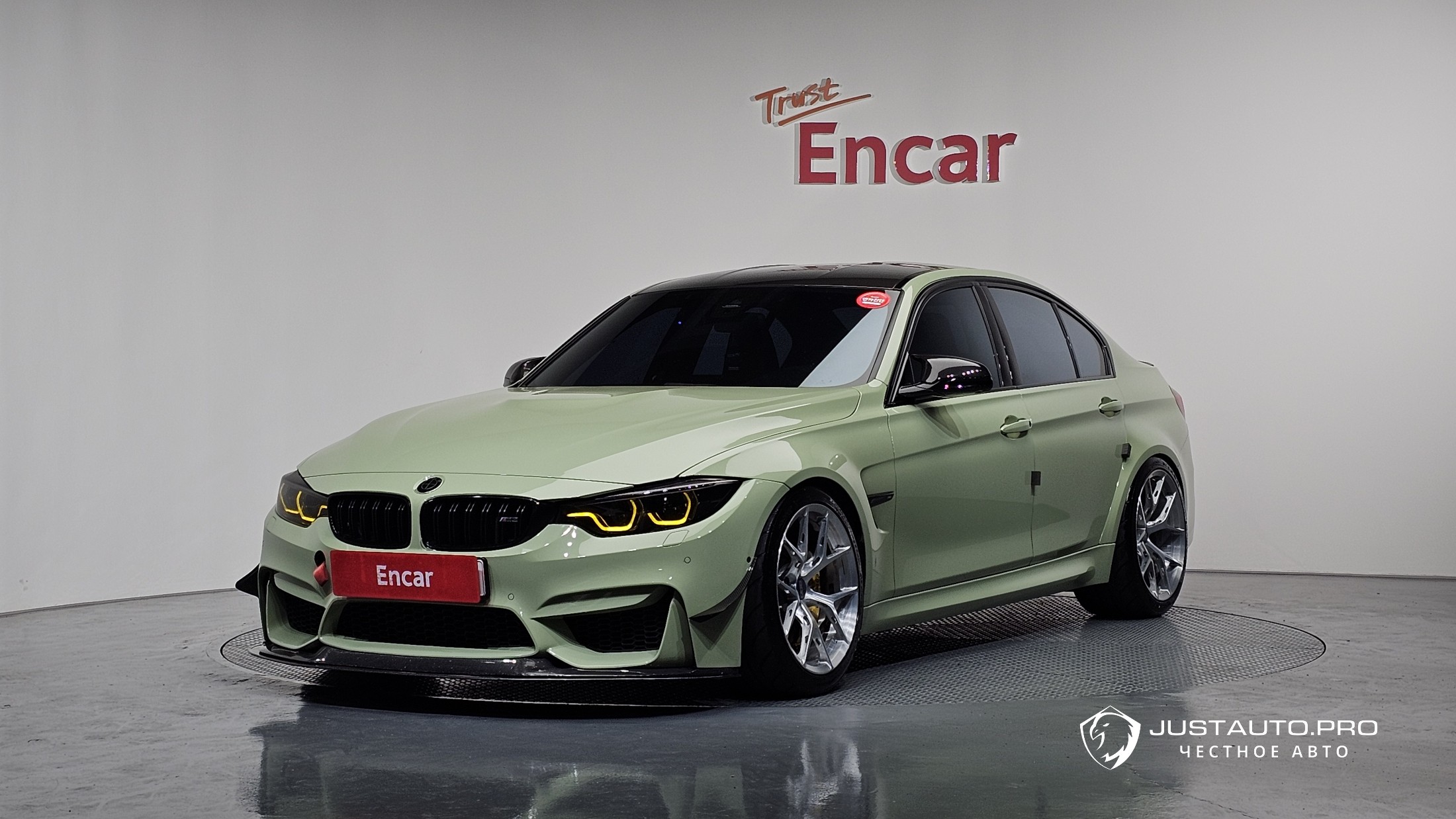 Автомобиль BMW M3