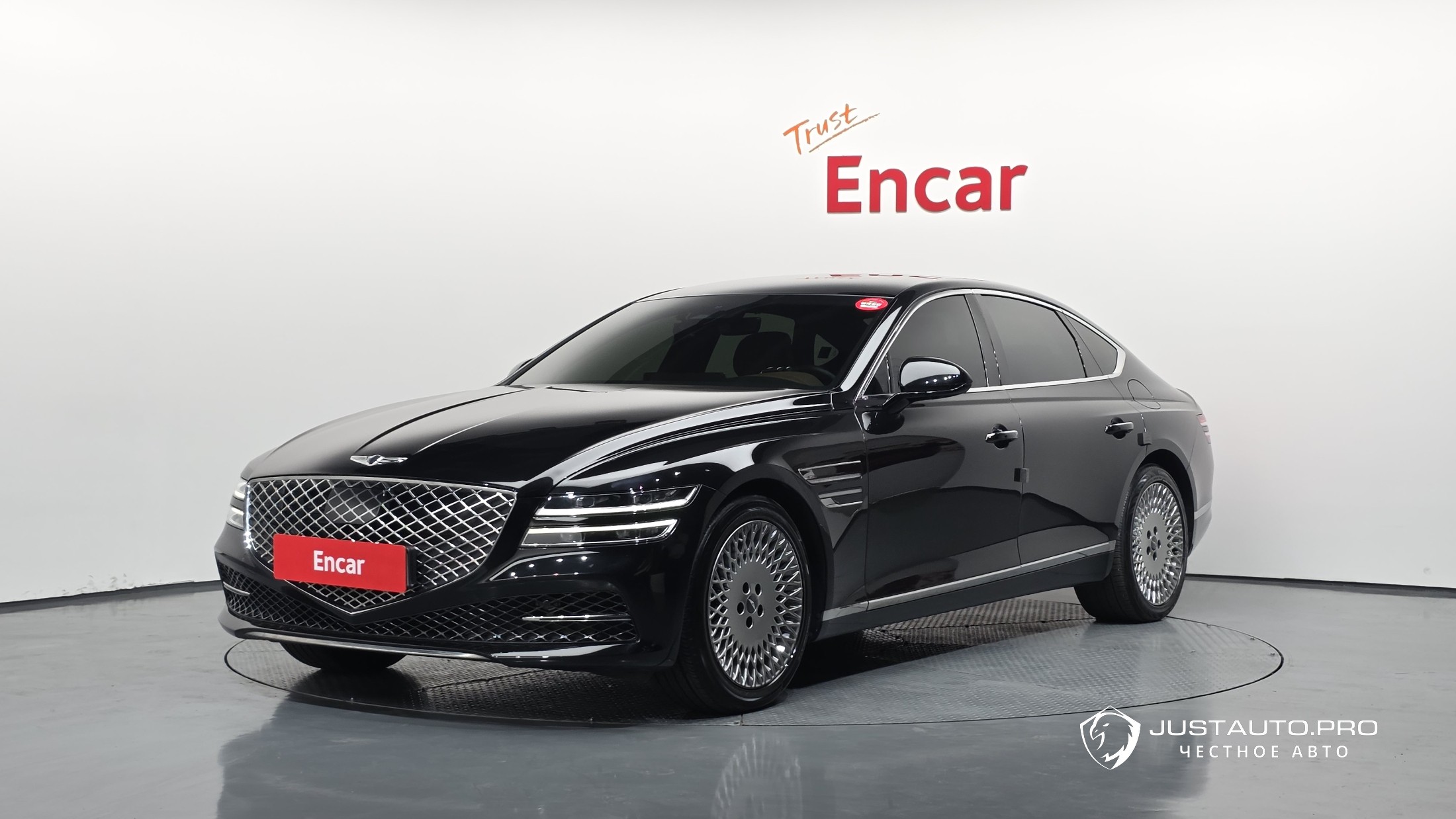 Автомобиль Genesis G80