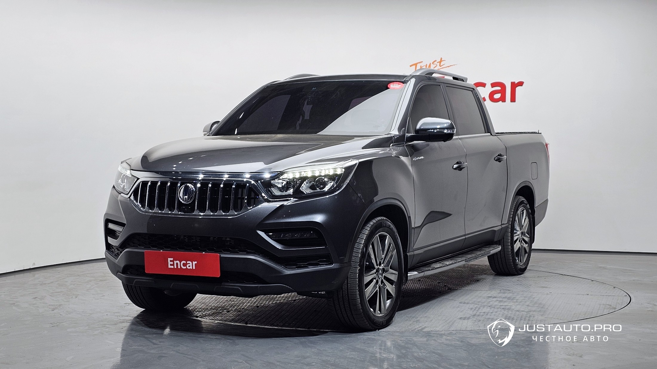 Автомобиль KG_Mobility_Ssangyong Rexton