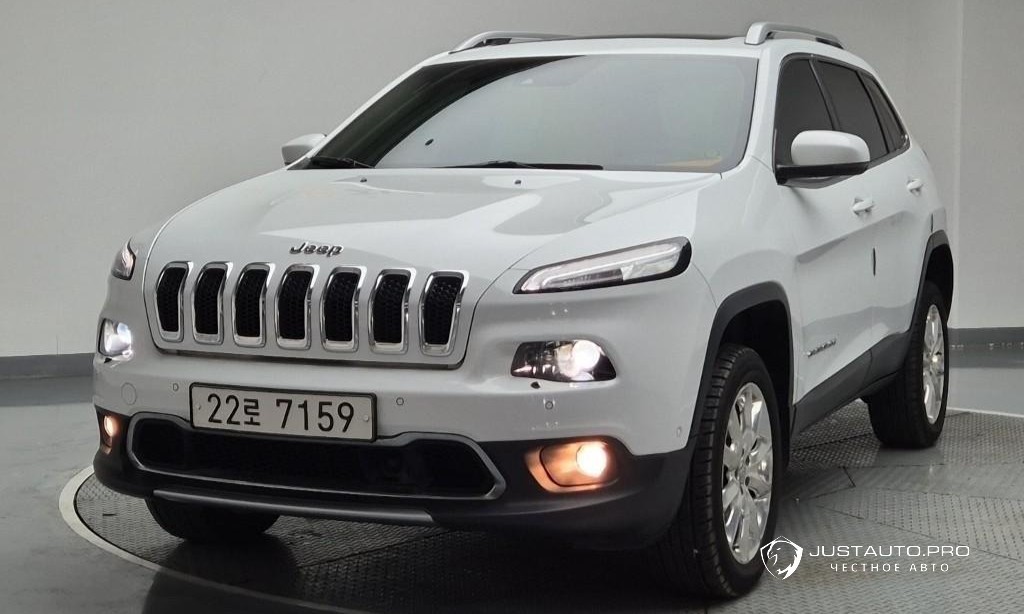 Автомобиль Jeep Cherokee