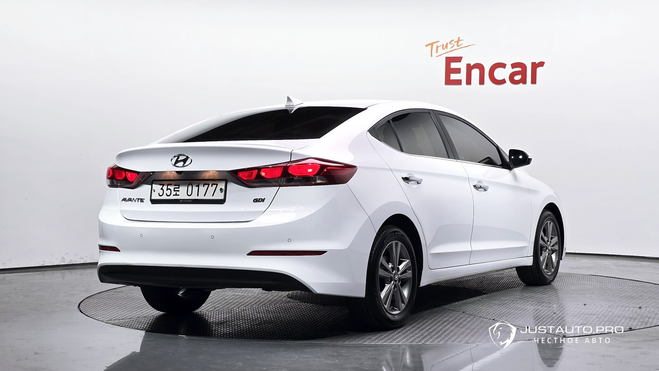 Автомобиль Hyundai AVANTE