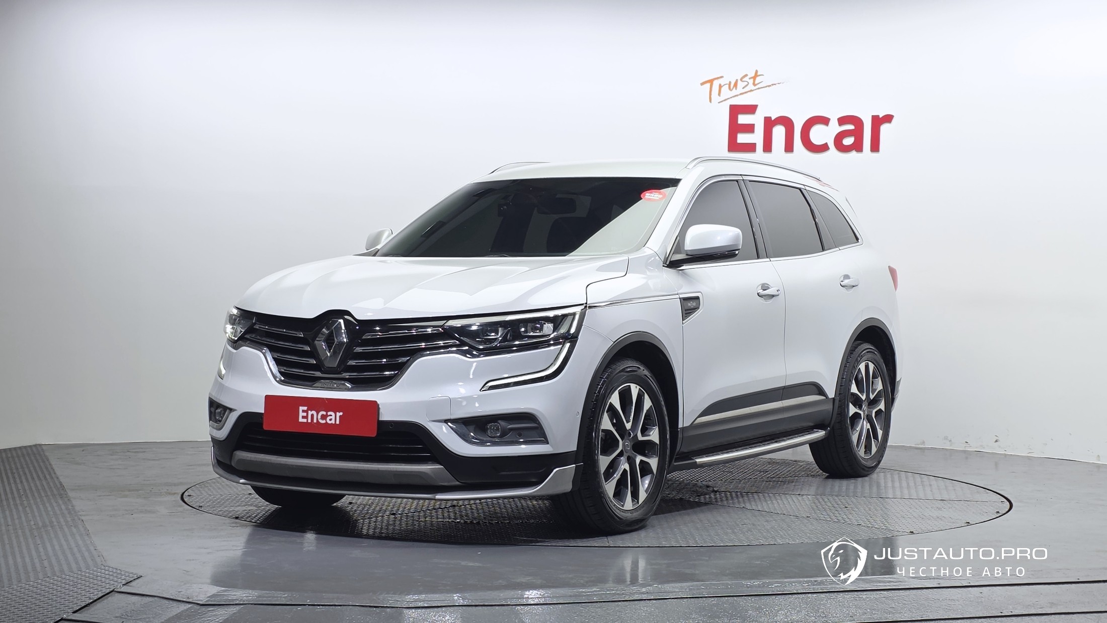 Автомобиль Renault-KoreaSamsung QM6