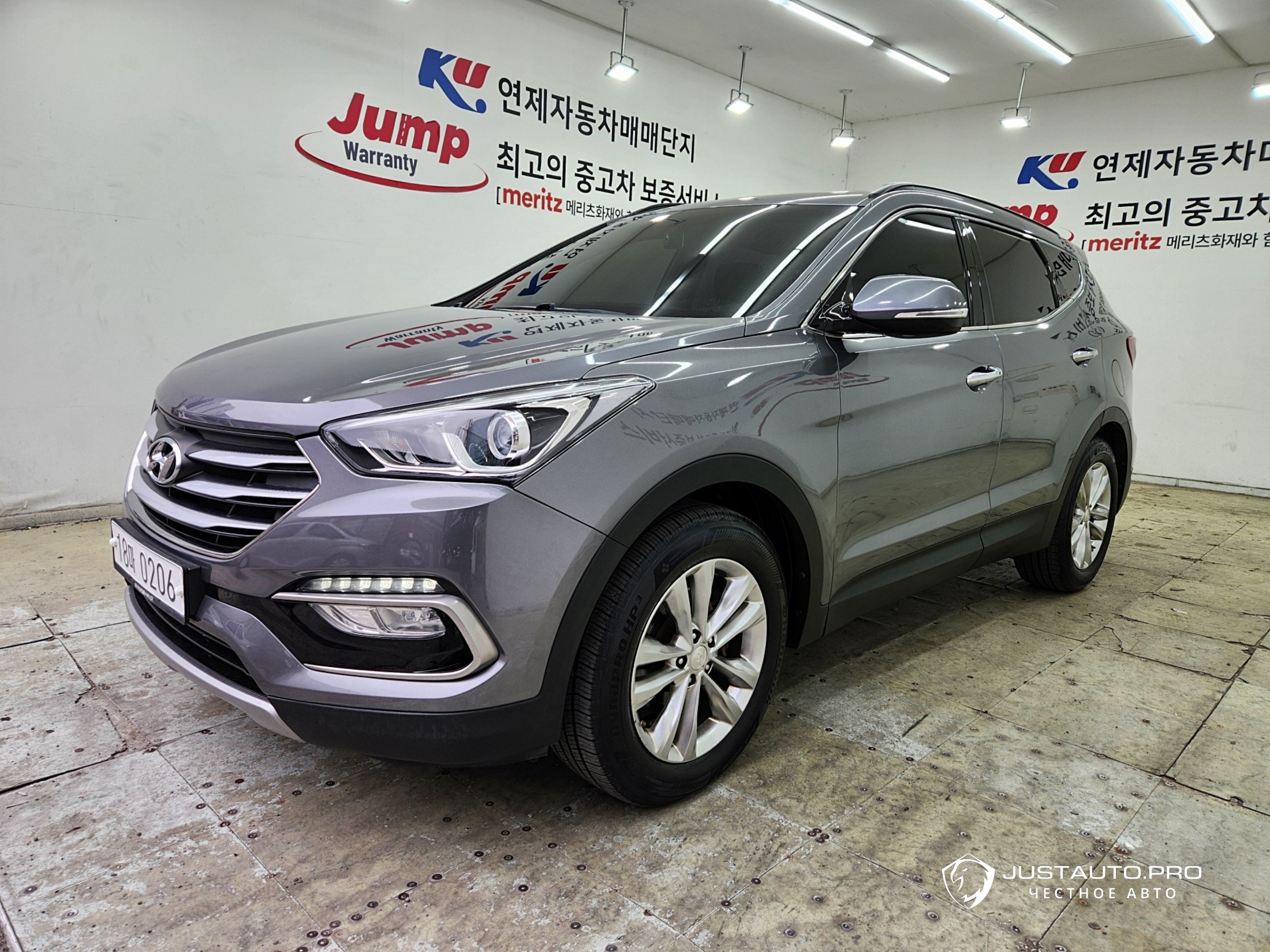 Автомобиль Hyundai Santafe
