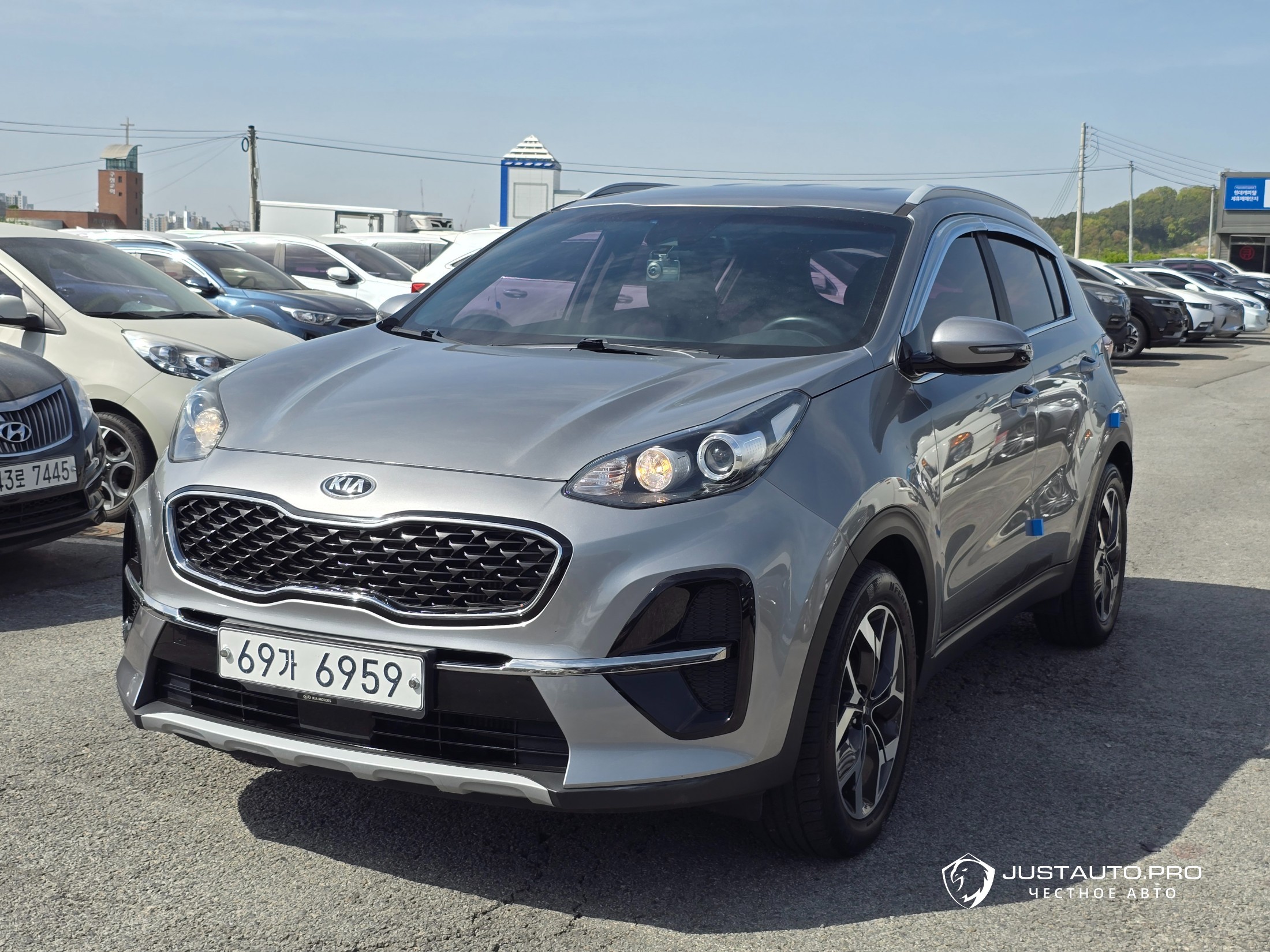 Автомобиль Kia Sportage