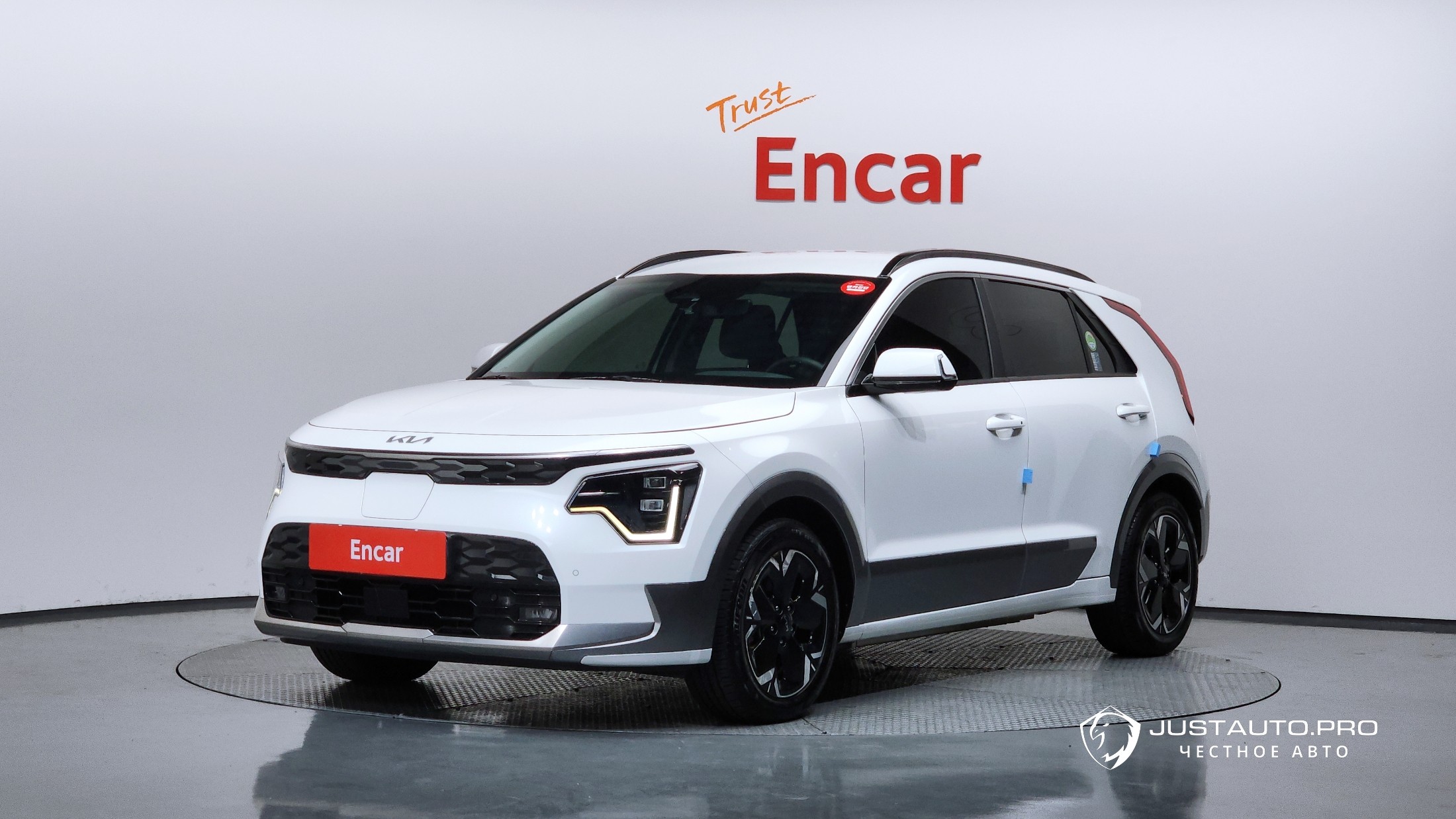 Автомобиль Kia Niro
