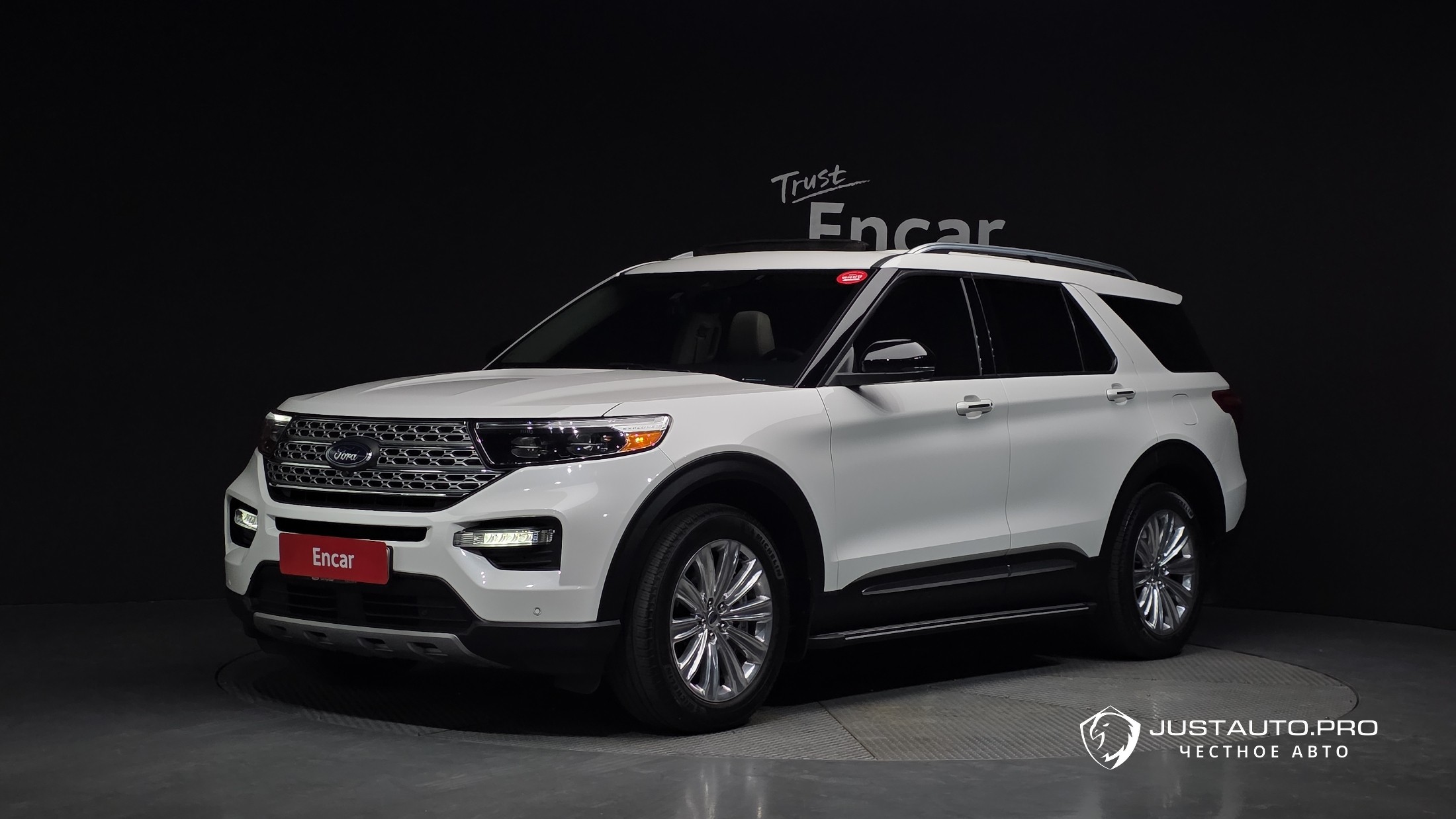 Автомобиль Ford Explorer