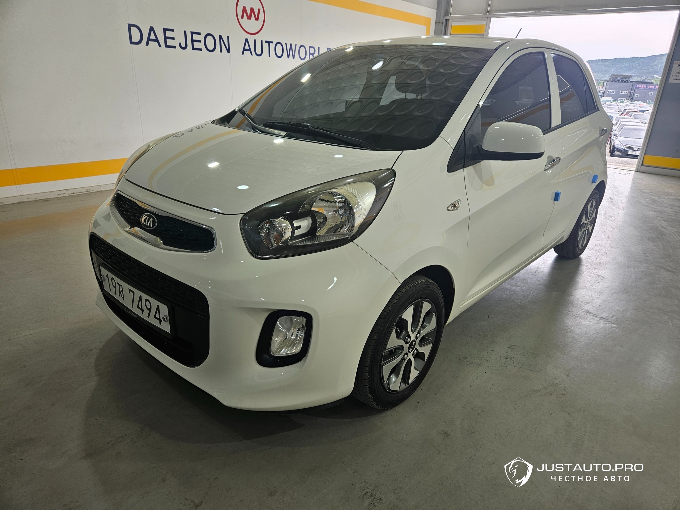 Автомобиль Kia morning