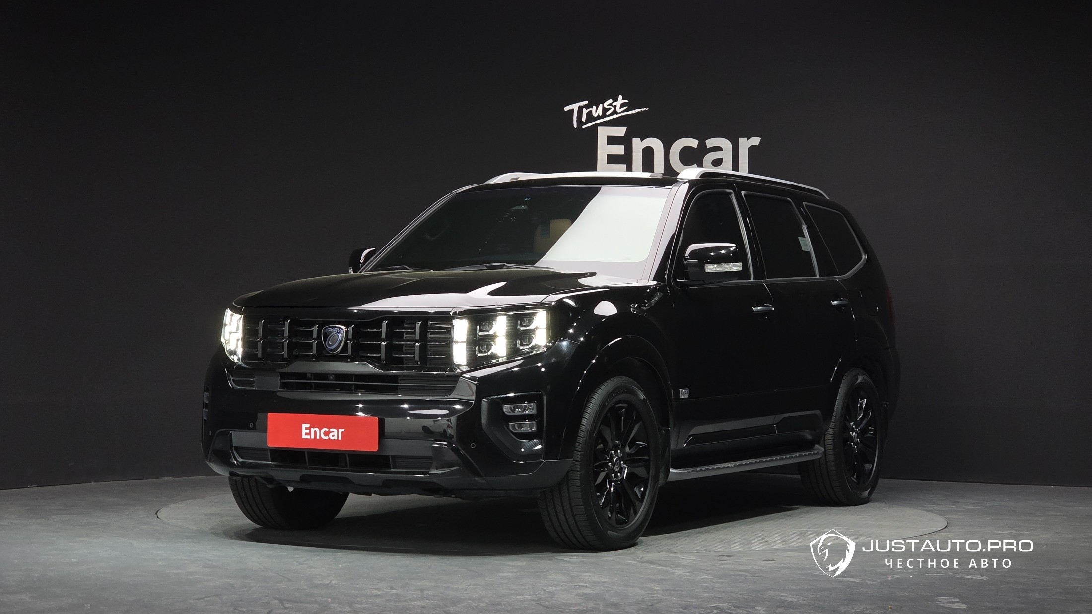 Автомобиль Kia Mohave