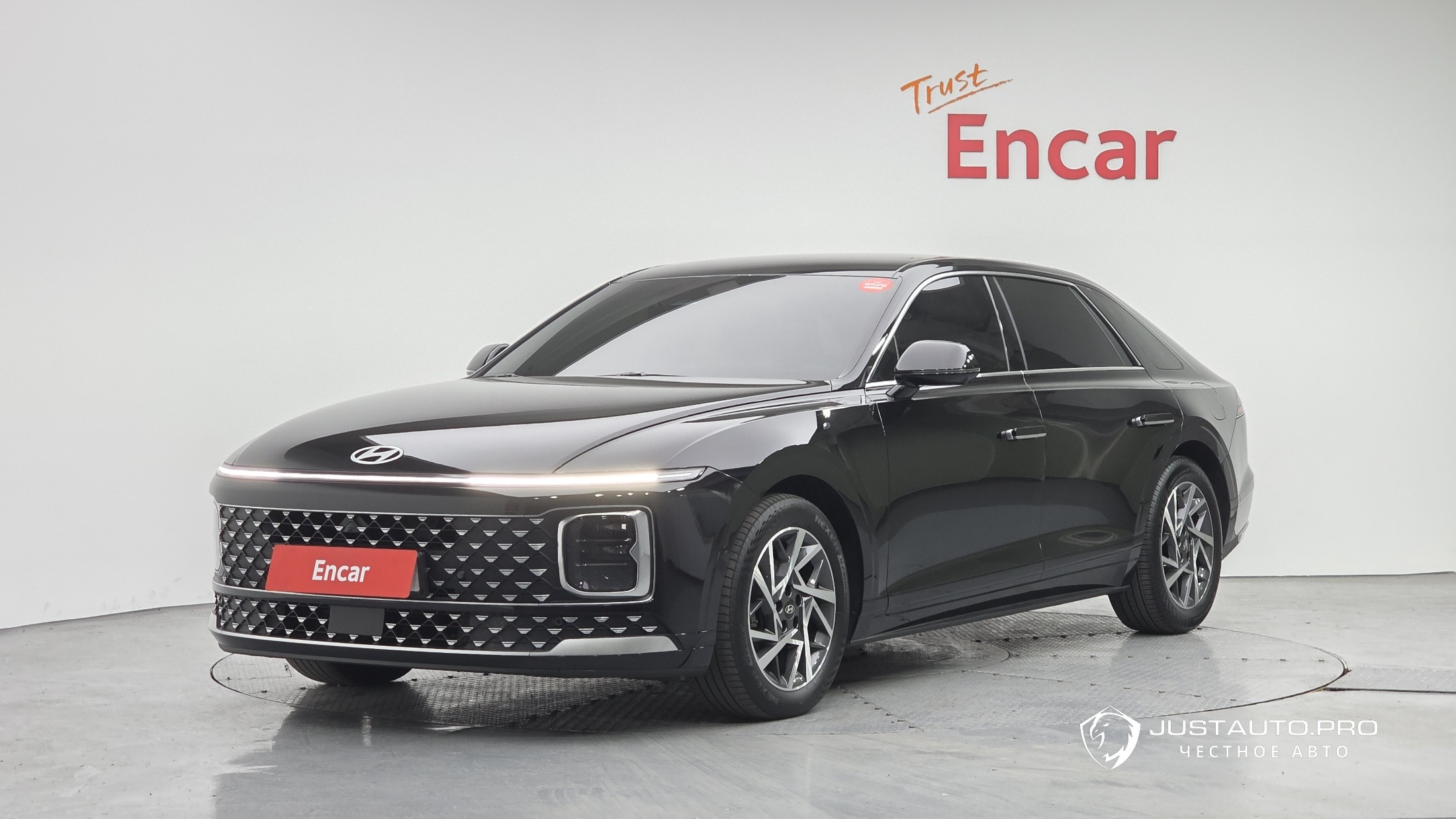 Автомобиль Hyundai Grandeur