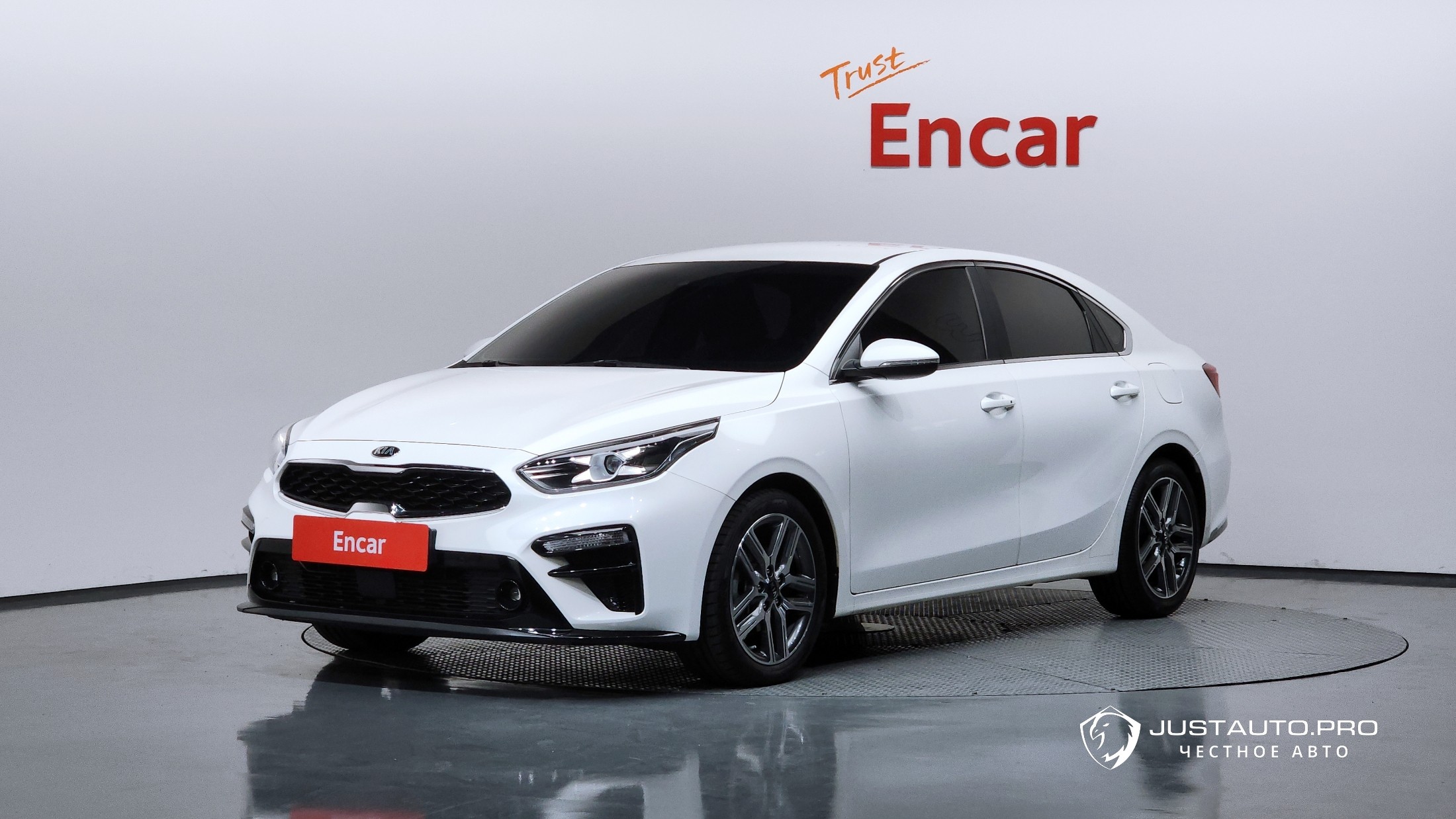 Автомобиль Kia K3
