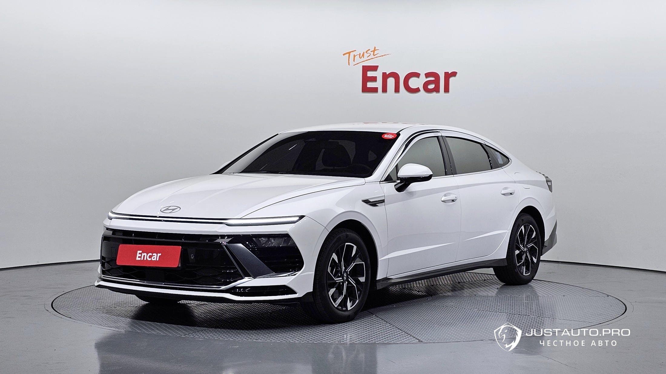 Автомобиль Hyundai Sonata