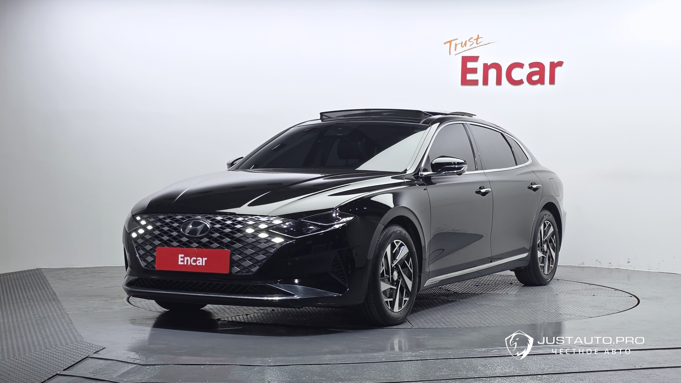 Автомобиль Hyundai Grandeur