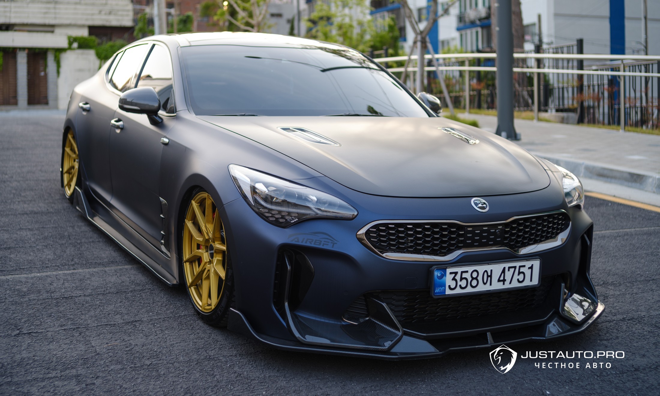 Автомобиль Kia Stinger