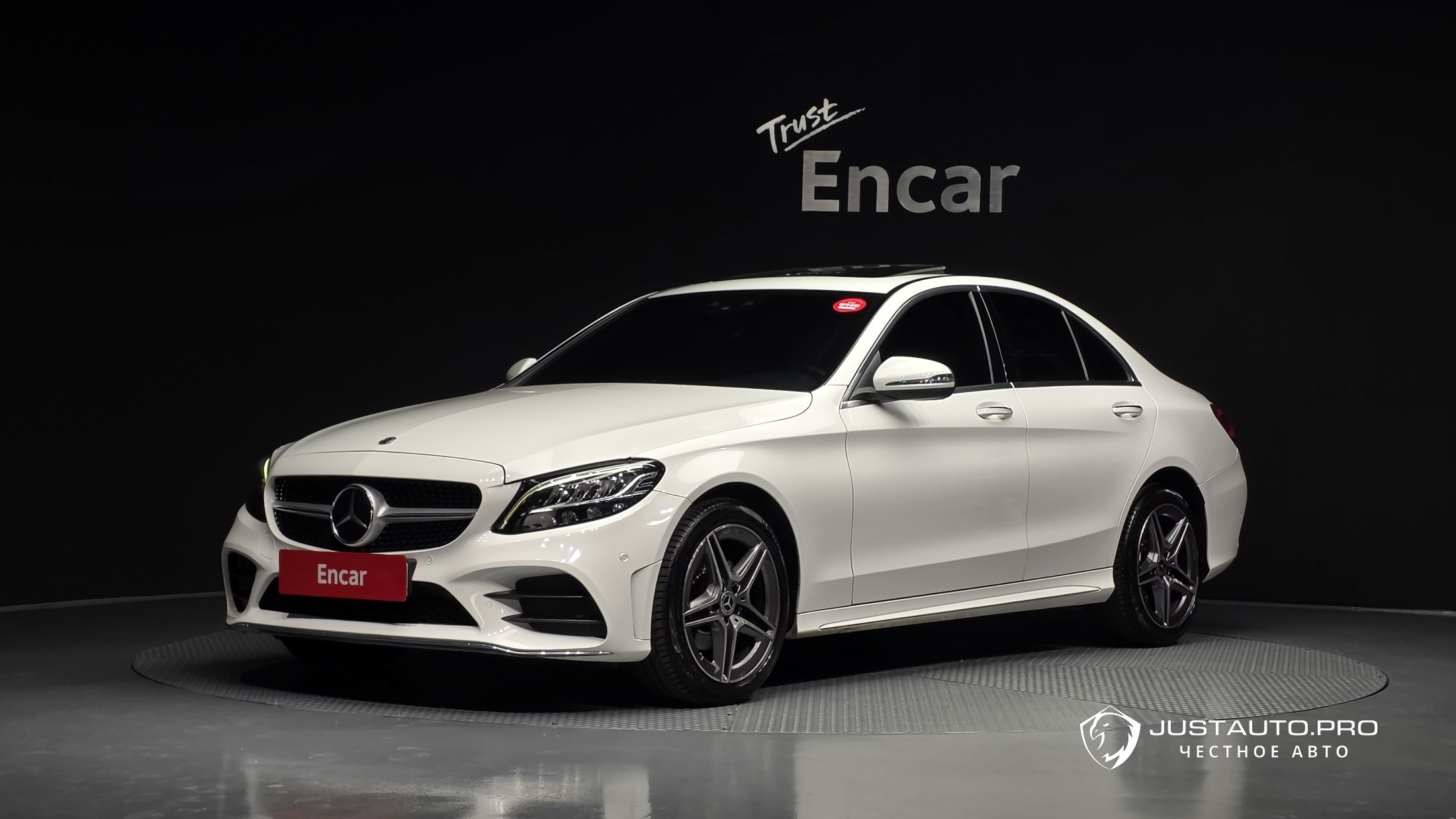 Автомобиль Mercedes-Benz C-Class