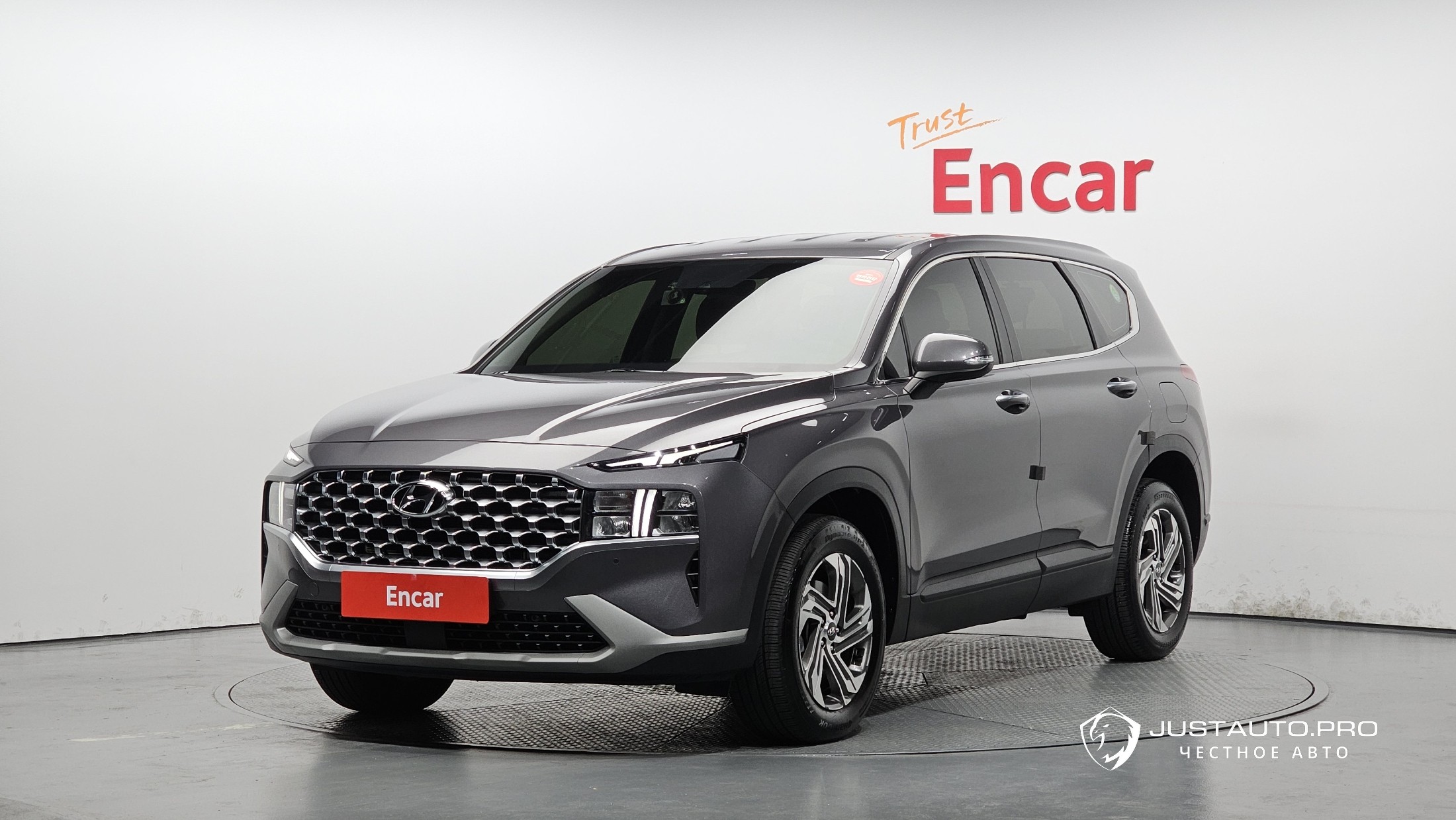 Автомобиль Hyundai Santafe