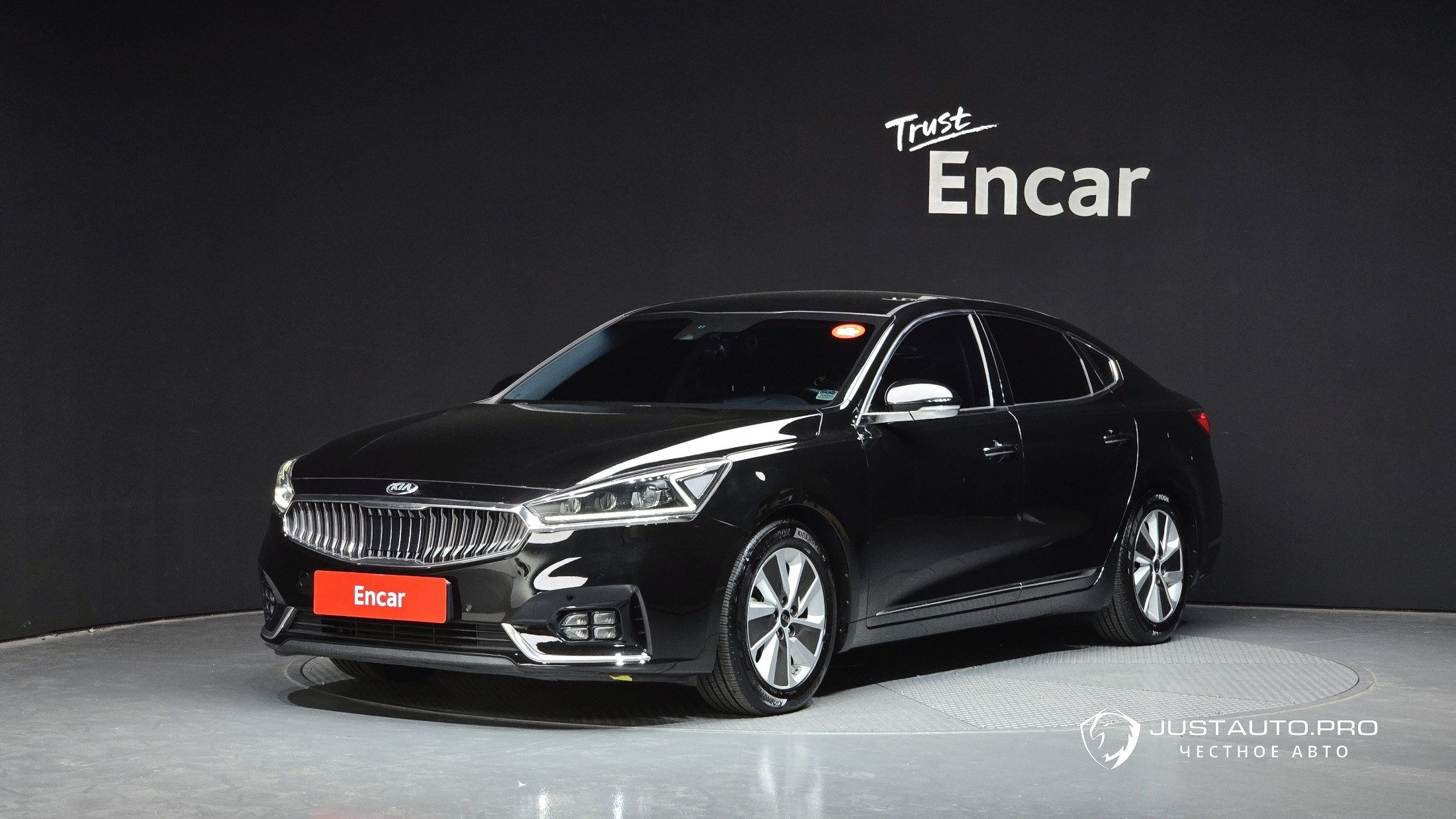 Автомобиль Kia K7