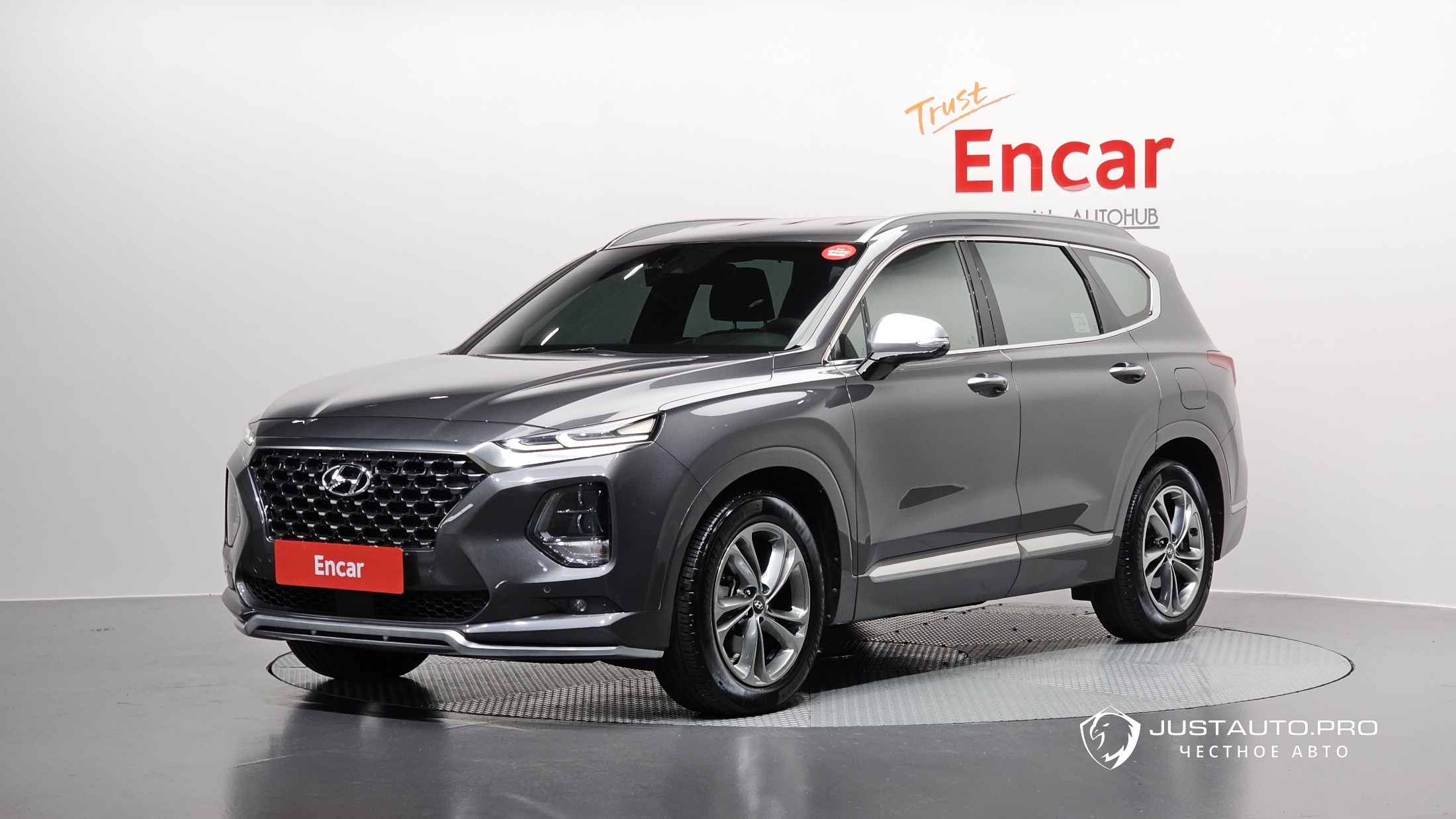 Автомобиль Hyundai Santafe
