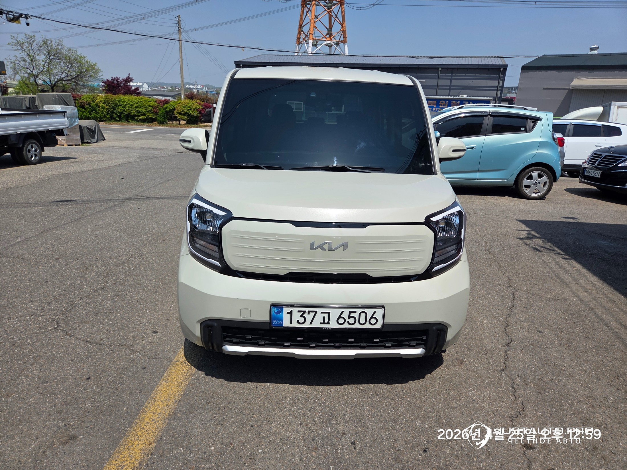Автомобиль Kia RAY