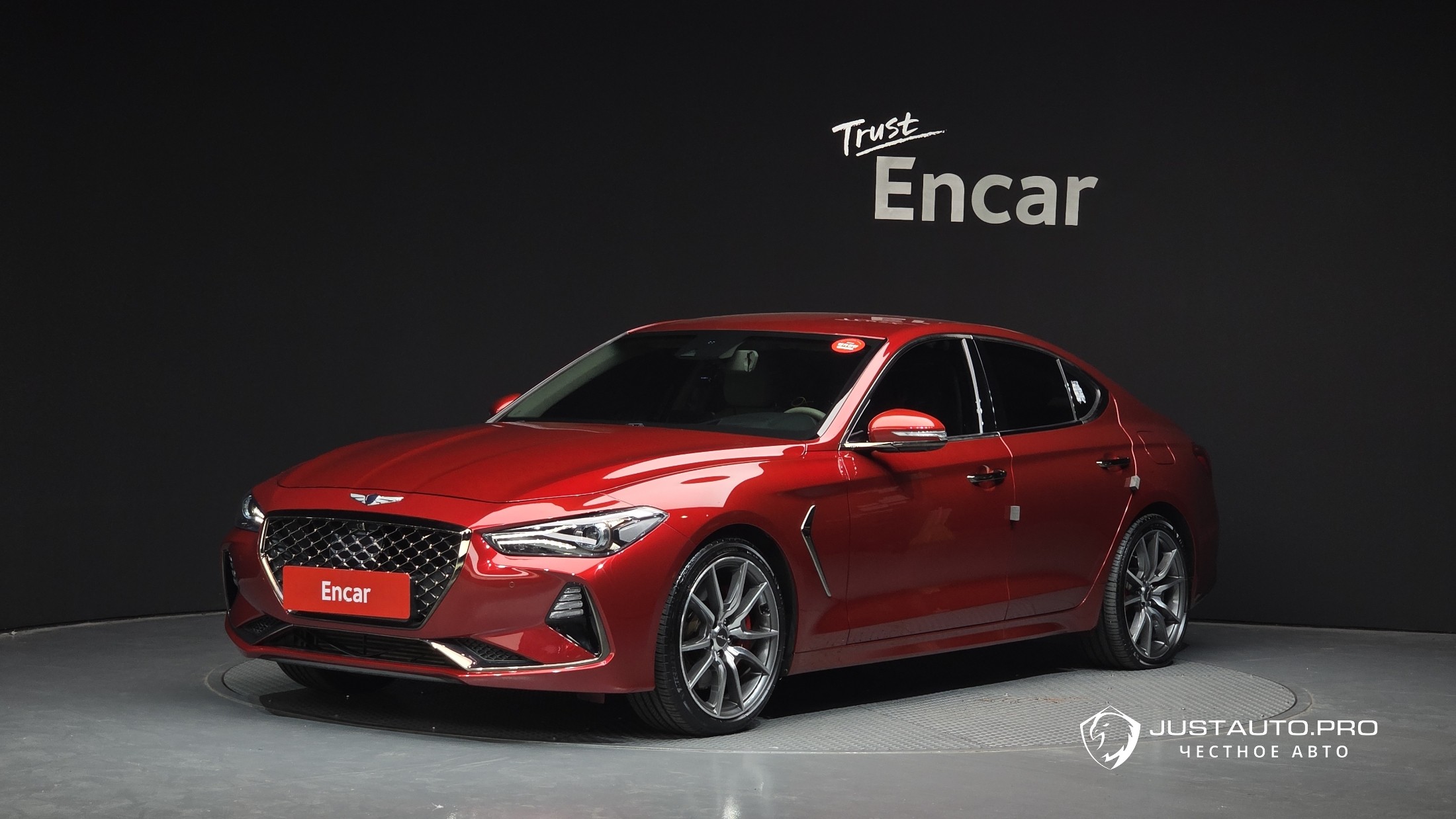 Автомобиль Genesis G70