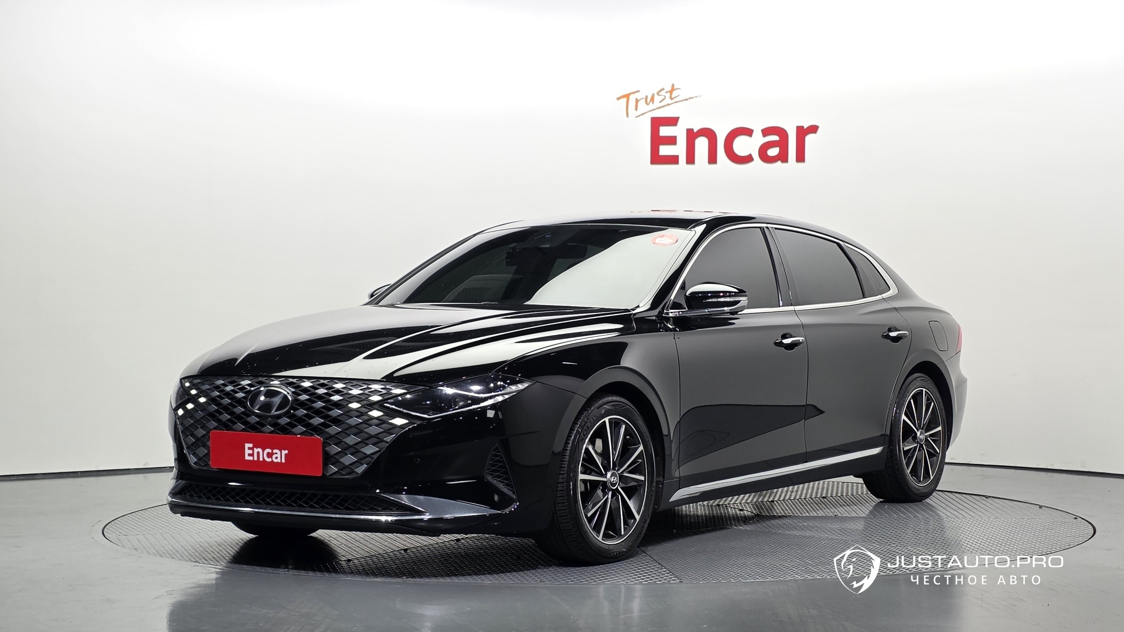 Автомобиль Hyundai Grandeur