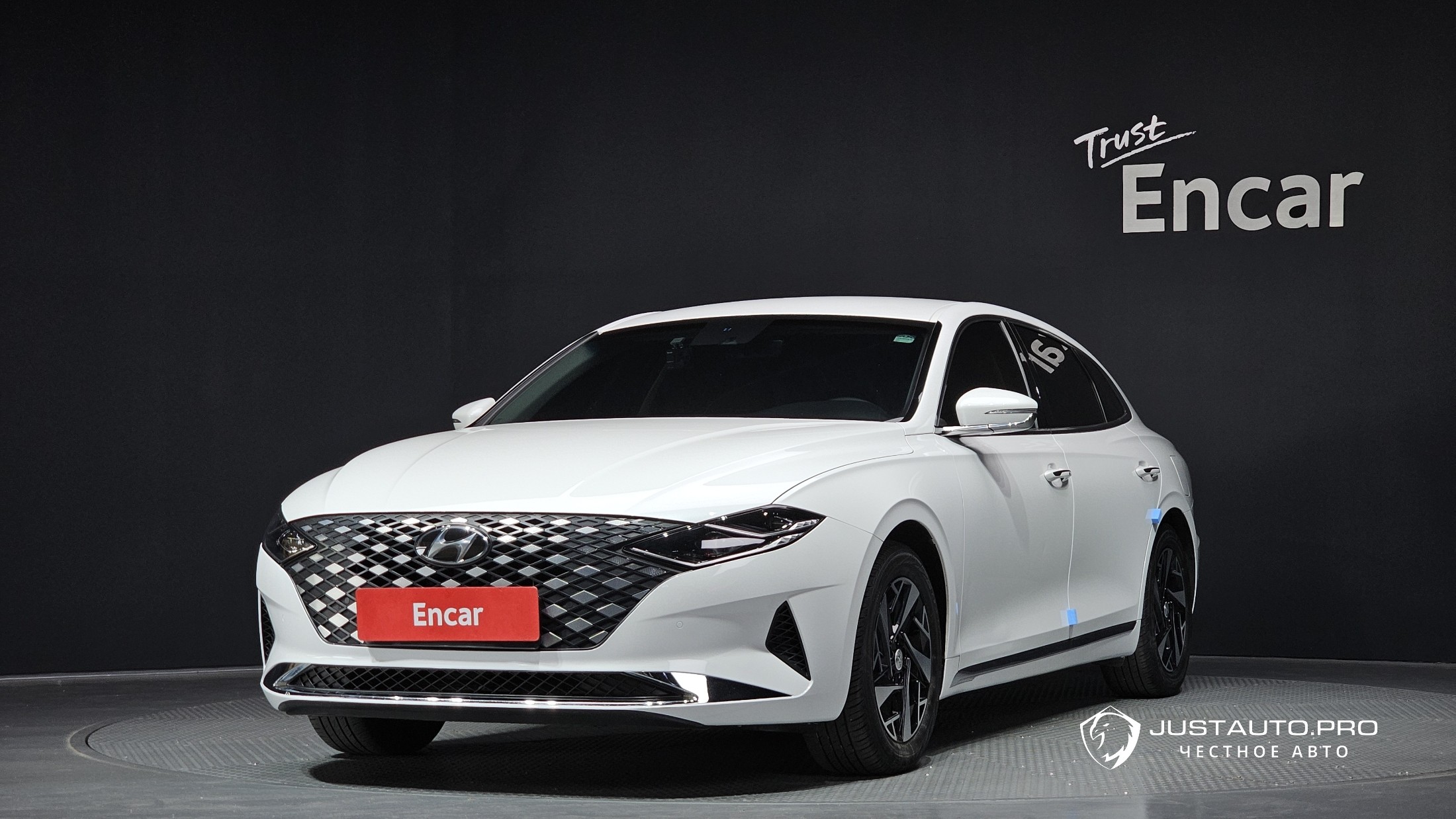 Автомобиль Hyundai Grandeur