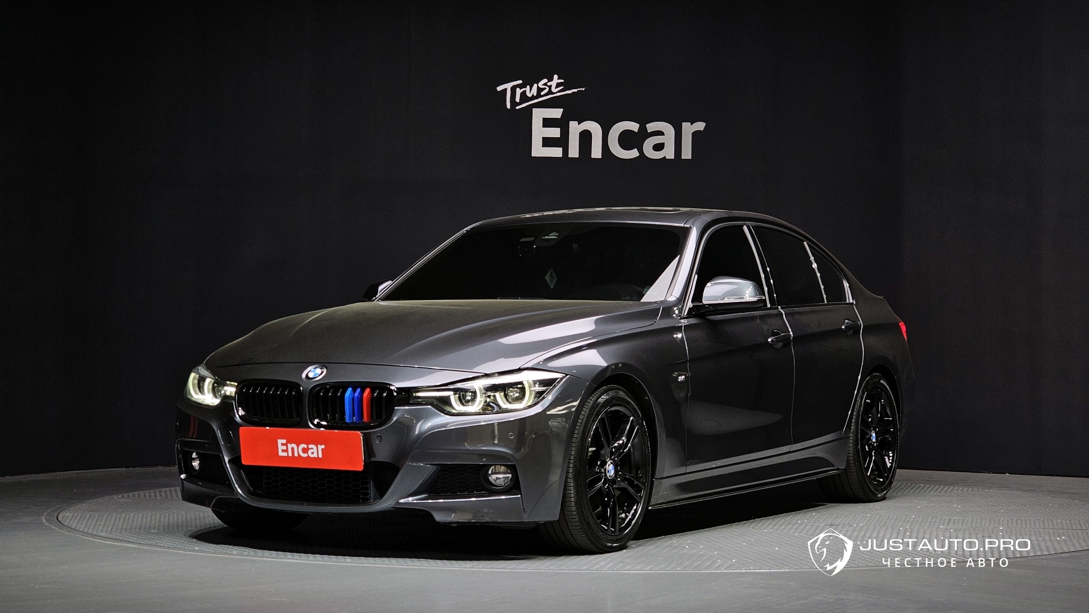 Автомобиль BMW 3-Series