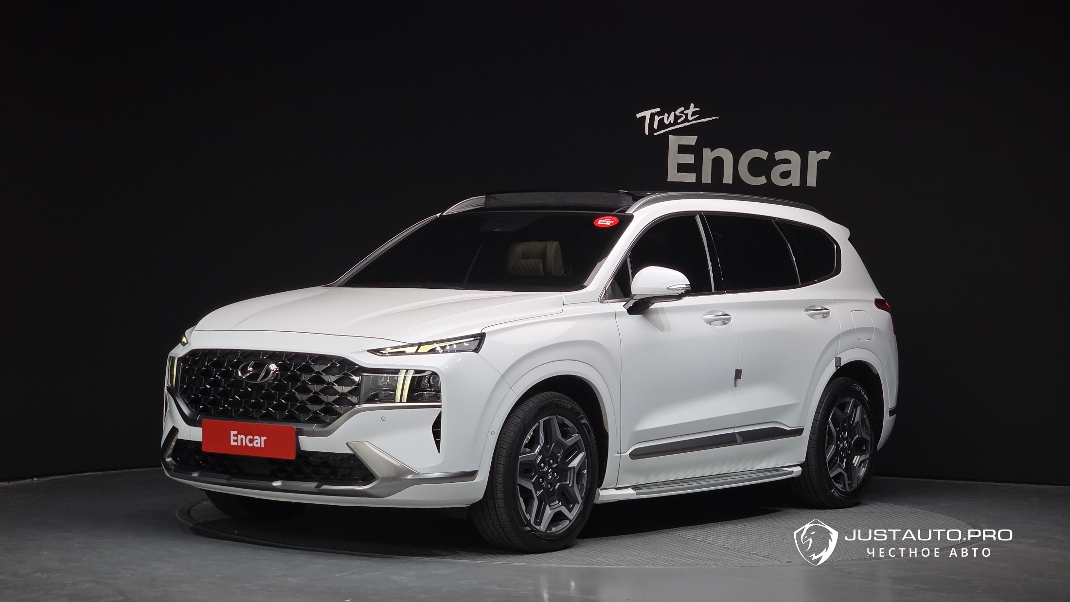 Автомобиль Hyundai Santafe