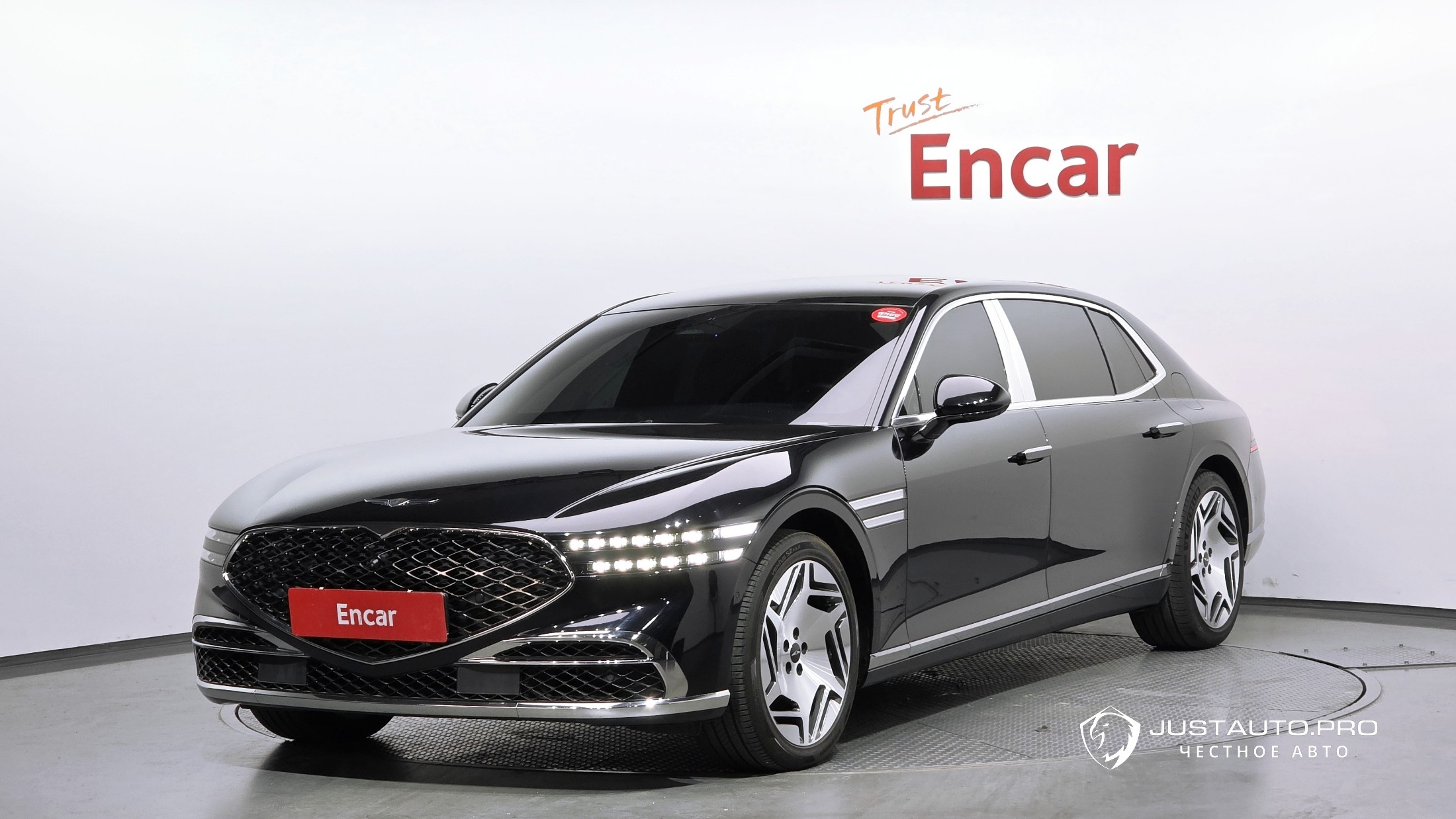 Автомобиль Genesis G90