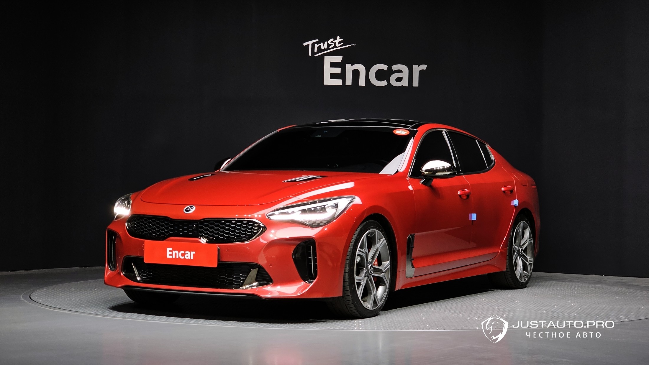 Автомобиль Kia Stinger