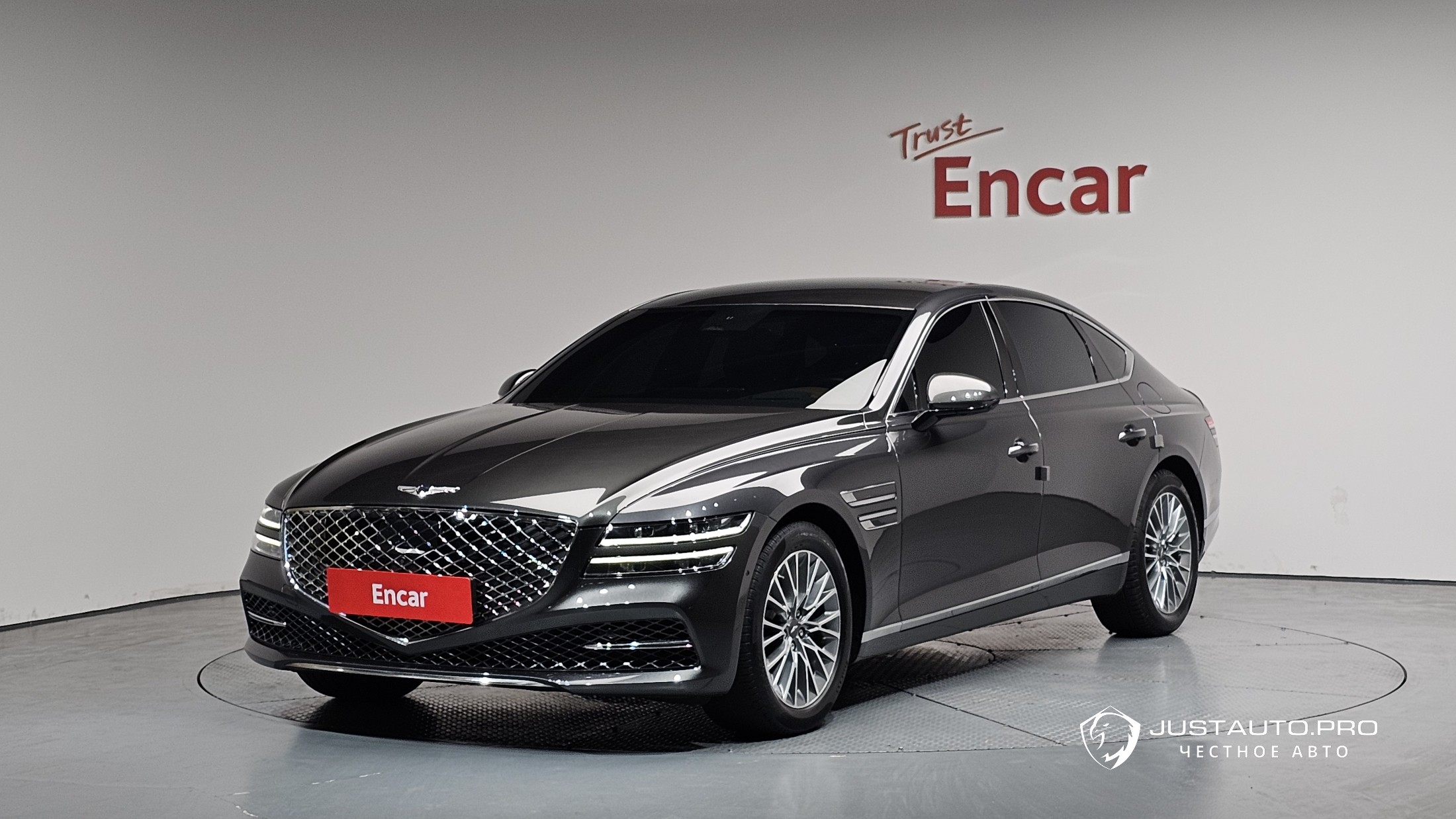 Автомобиль Genesis G80