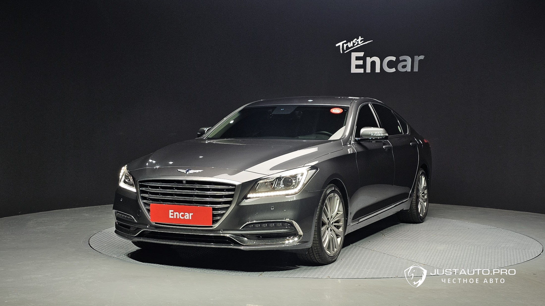 Автомобиль Genesis G80