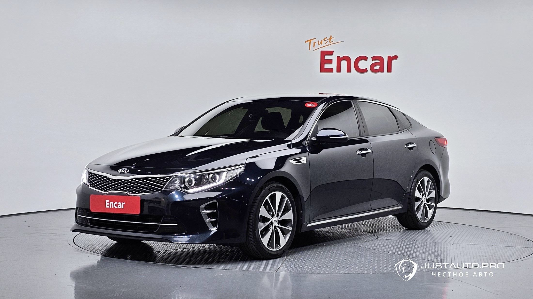 Автомобиль Kia K5