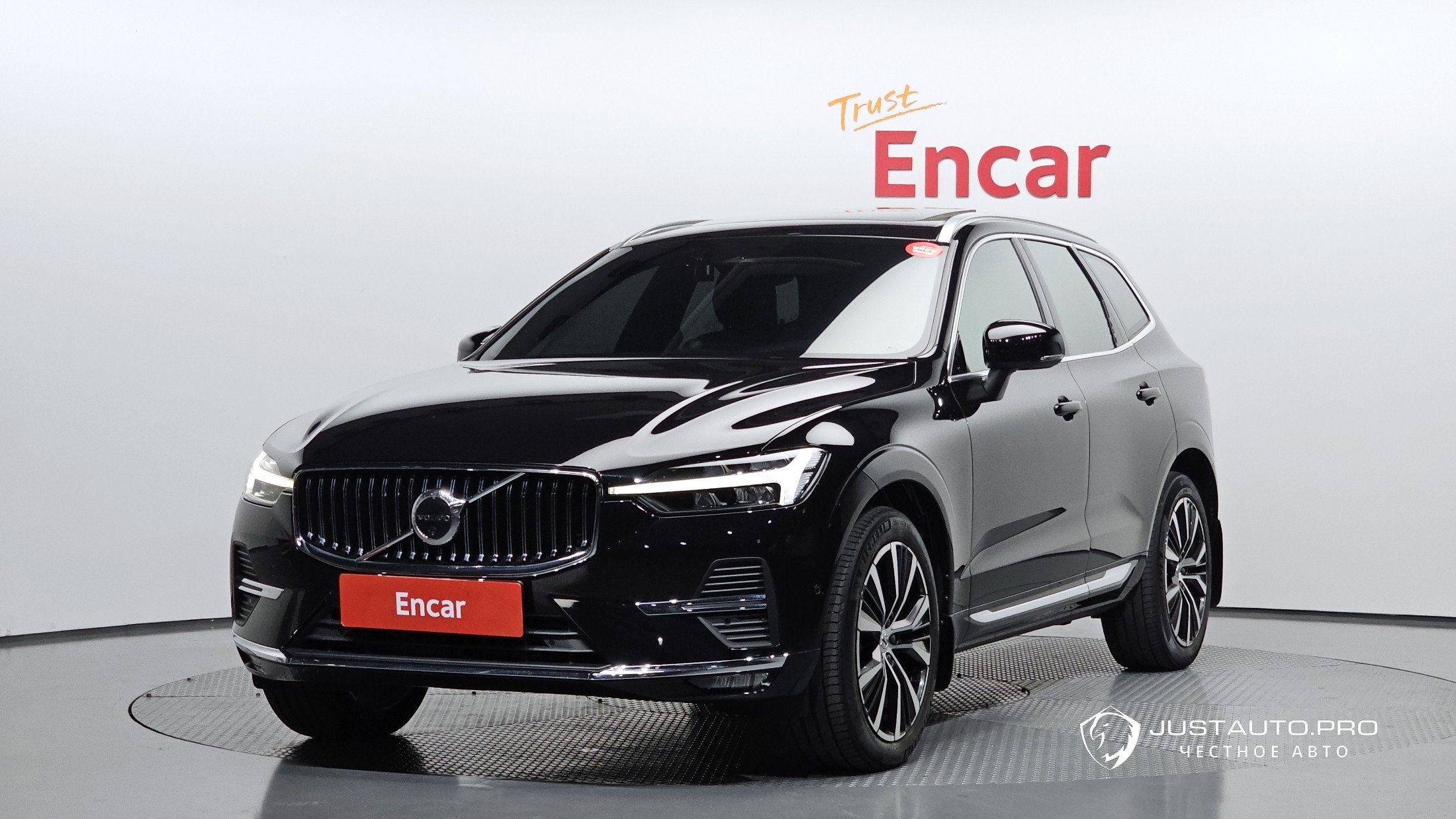 Автомобиль Volvo XC60