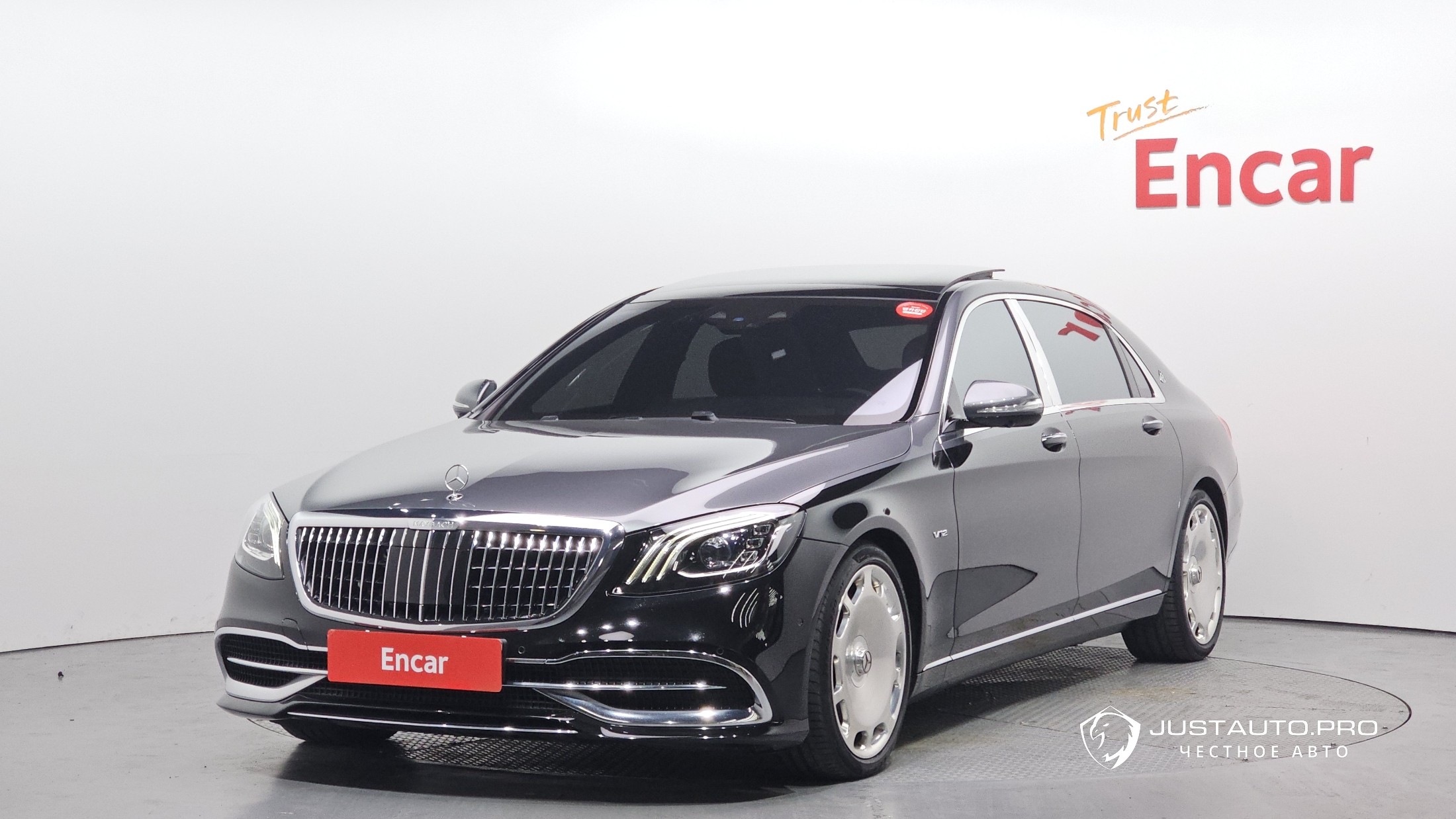 Автомобиль Mercedes-Benz S-Class