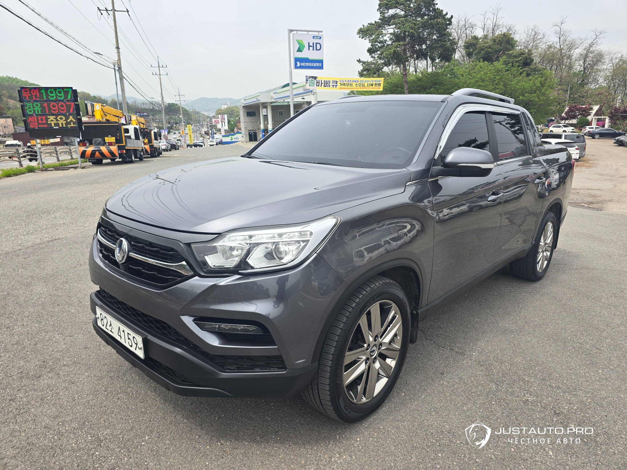 Автомобиль KG_Mobility_Ssangyong Rexton