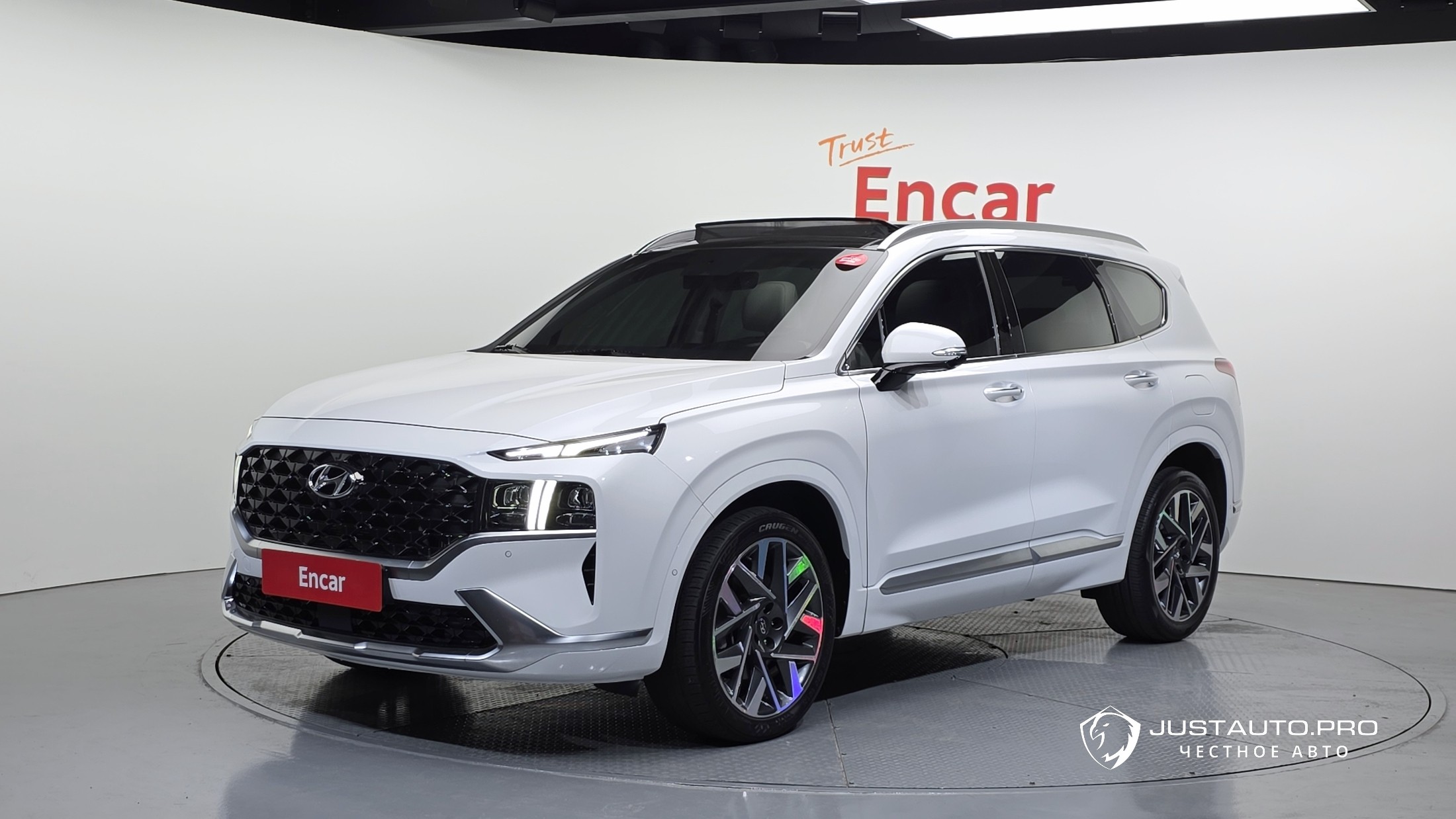 Автомобиль Hyundai Santafe