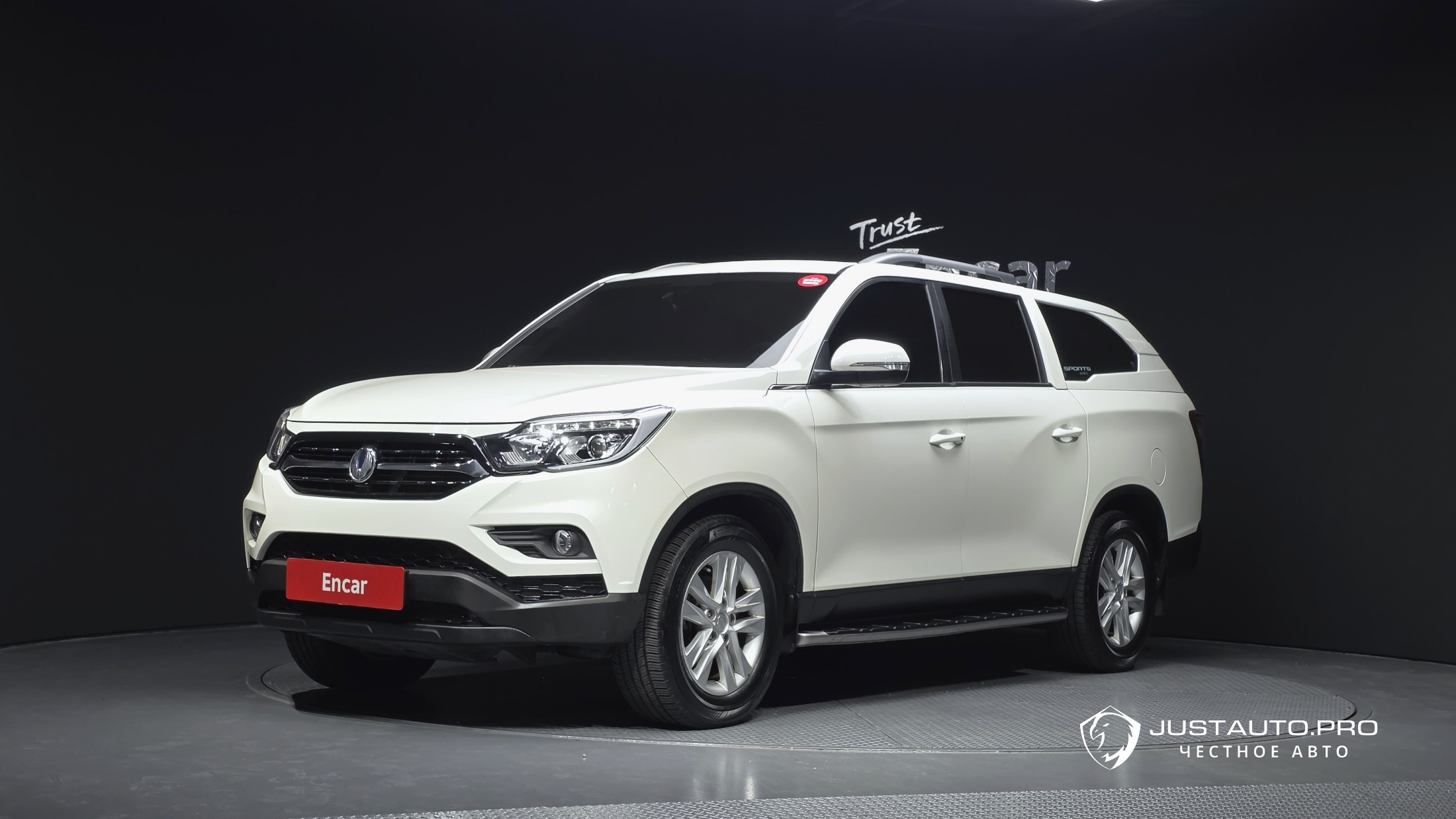 Автомобиль KG_Mobility_Ssangyong Rexton