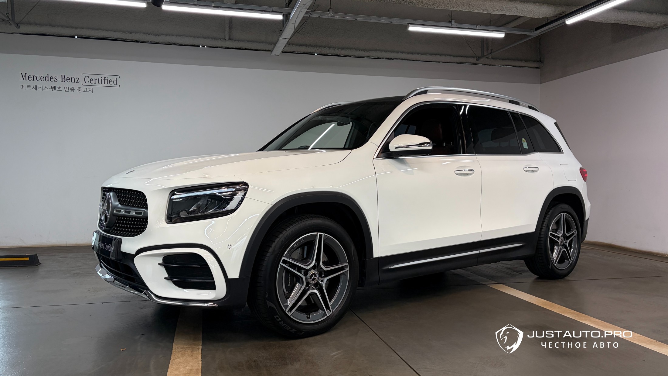 Автомобиль Mercedes-Benz GLB-Class