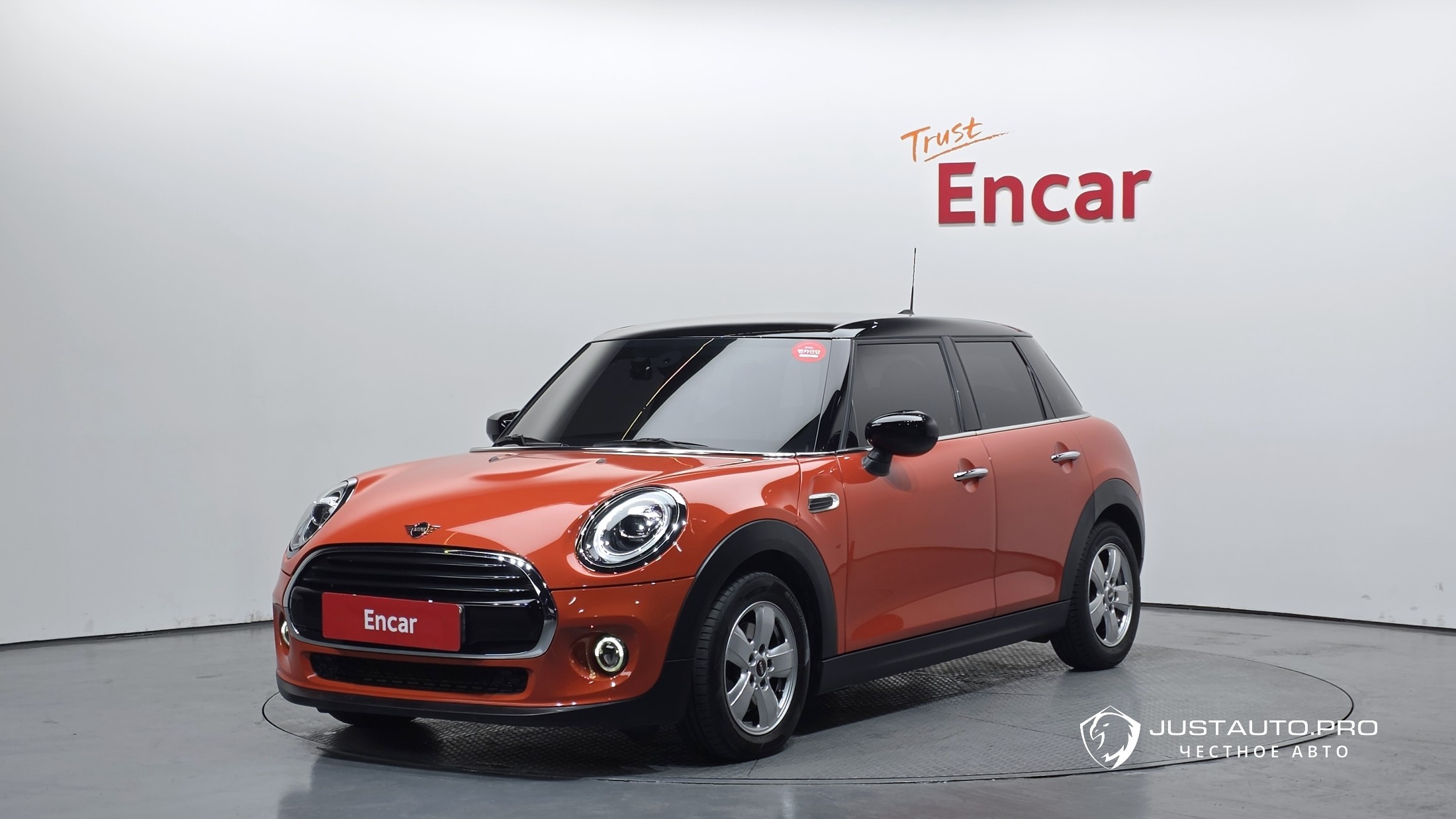 Автомобиль Mini Cooper