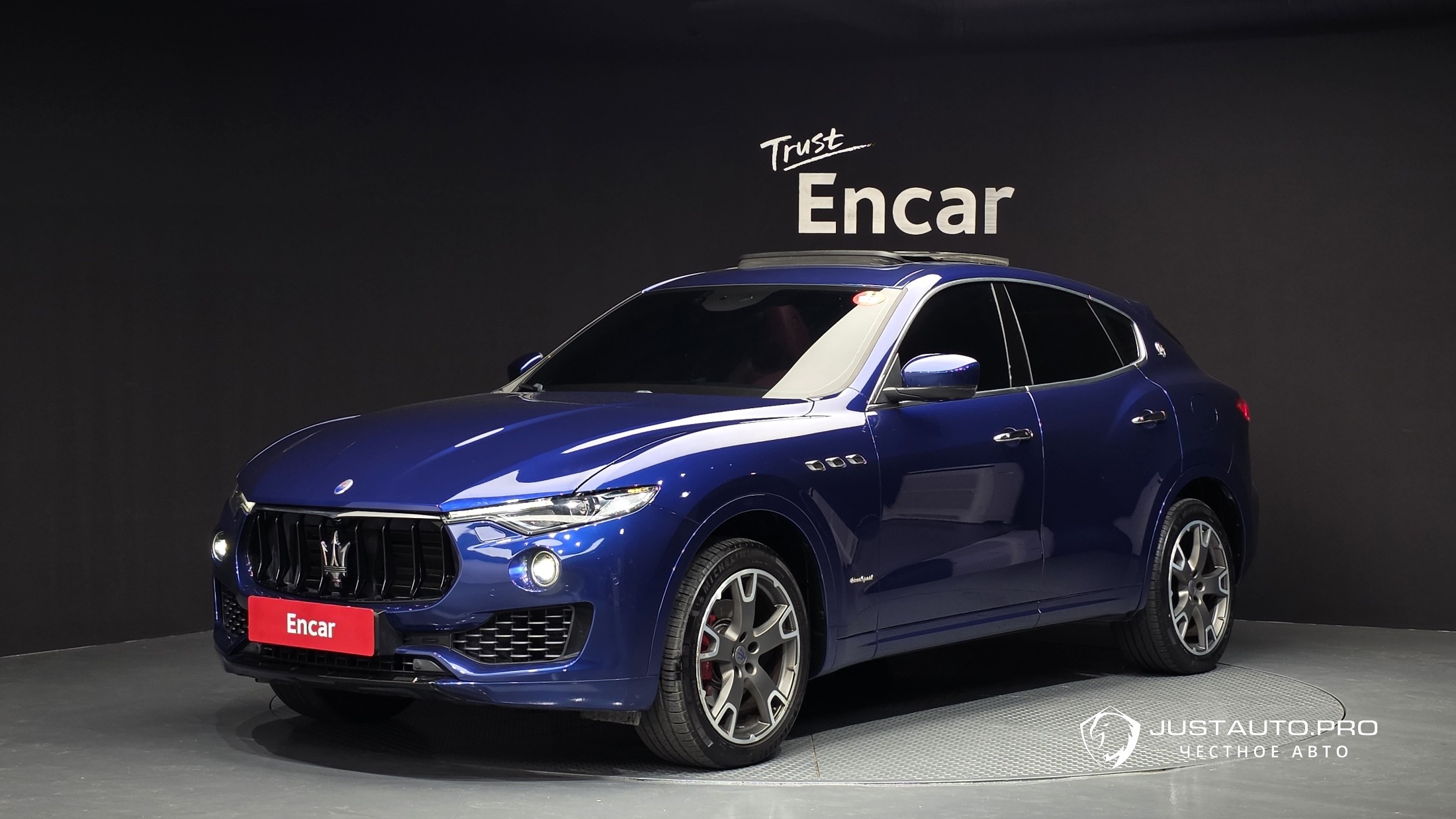 Автомобиль Maserati Levante