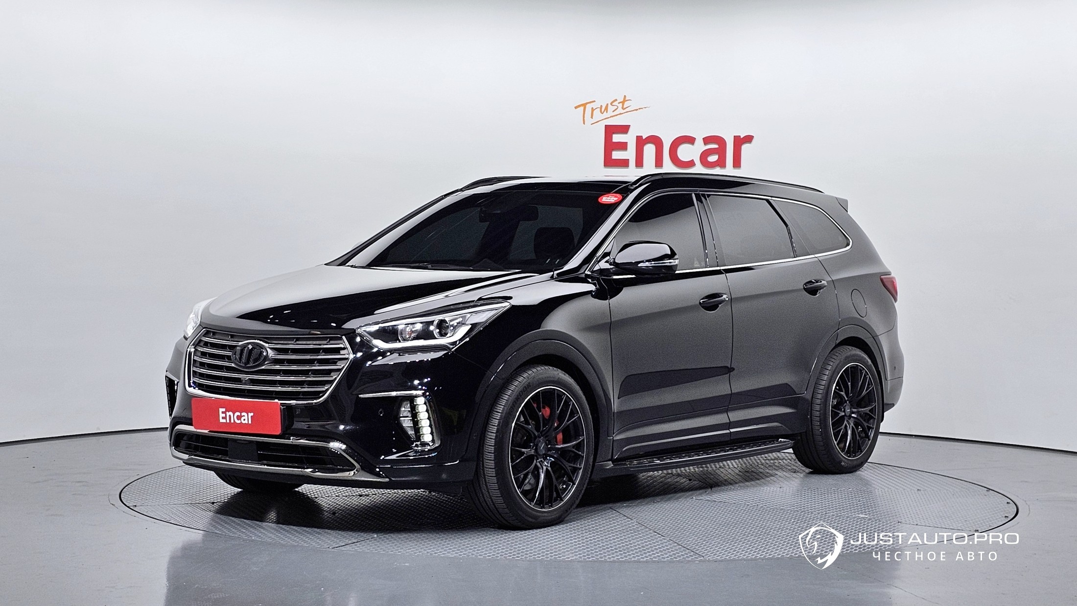 Автомобиль Hyundai Maxcruz
