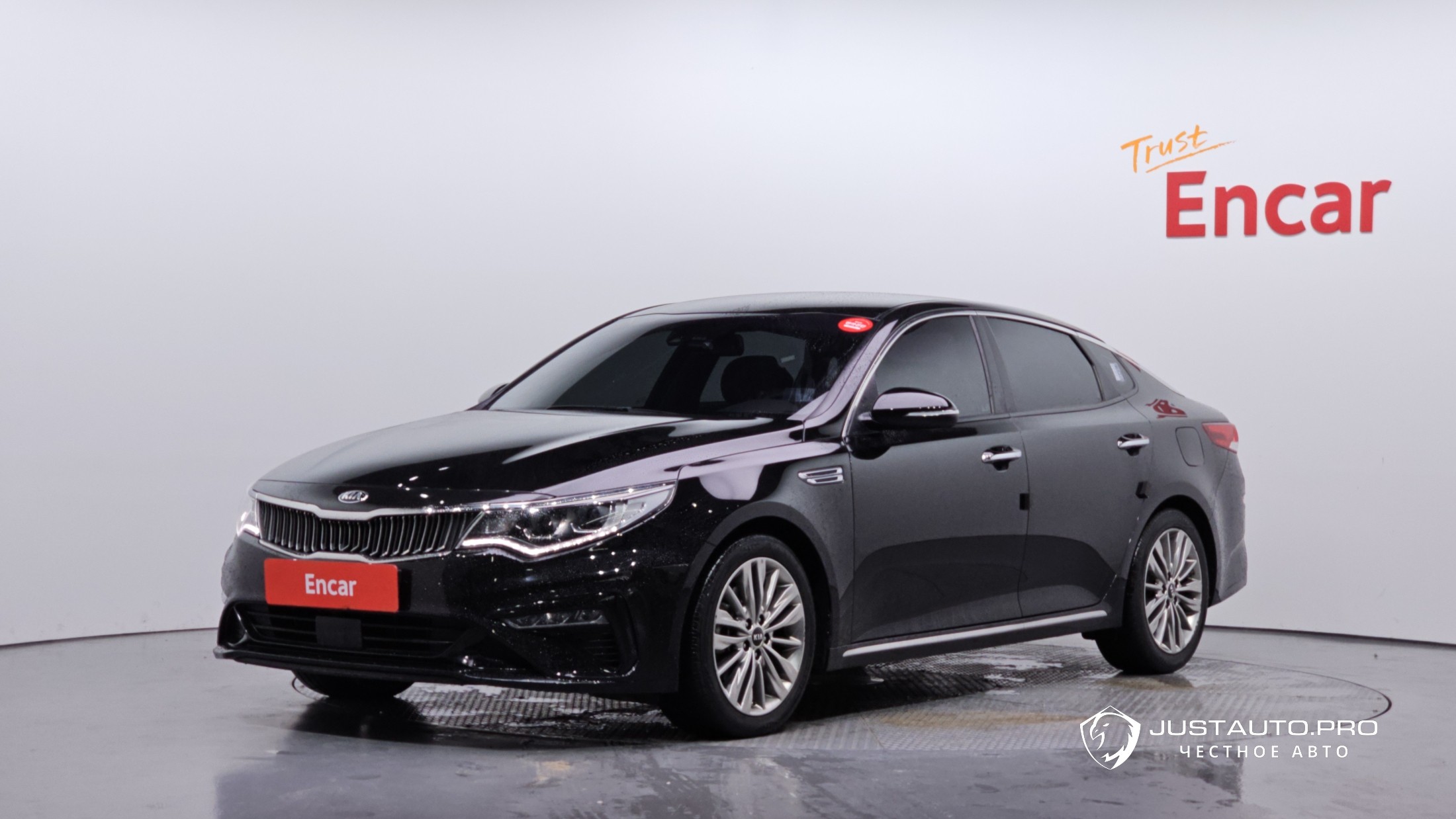 Автомобиль Kia K5