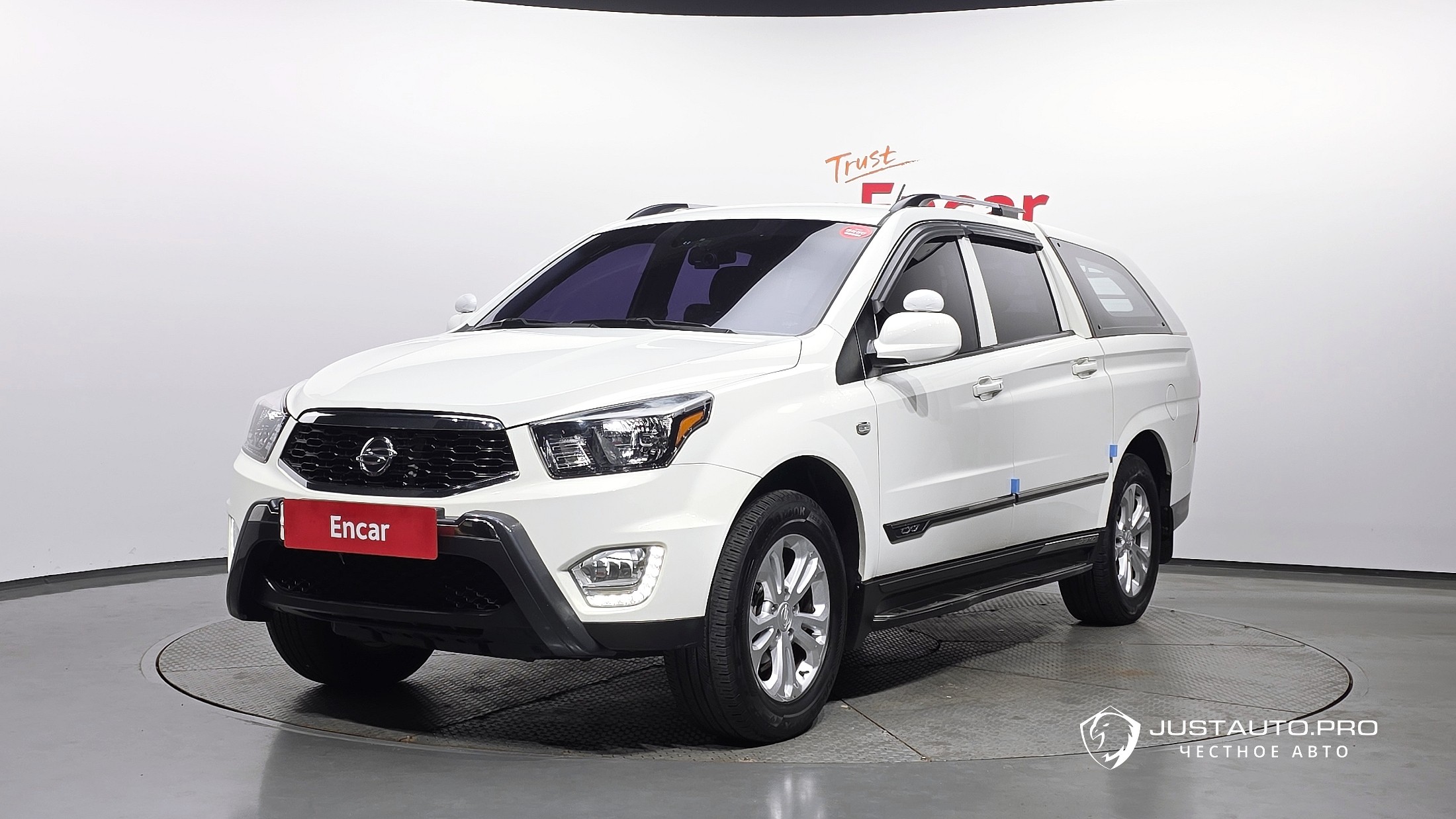Автомобиль KG_Mobility_Ssangyong KORANDO
