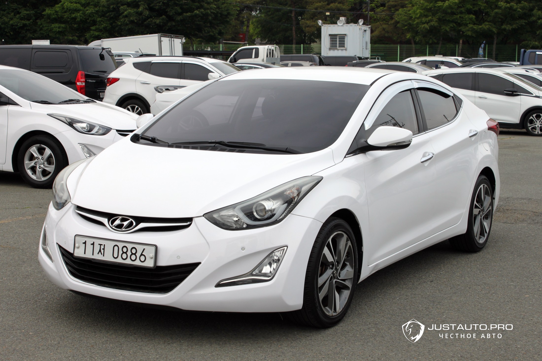 Автомобиль Hyundai AVANTE